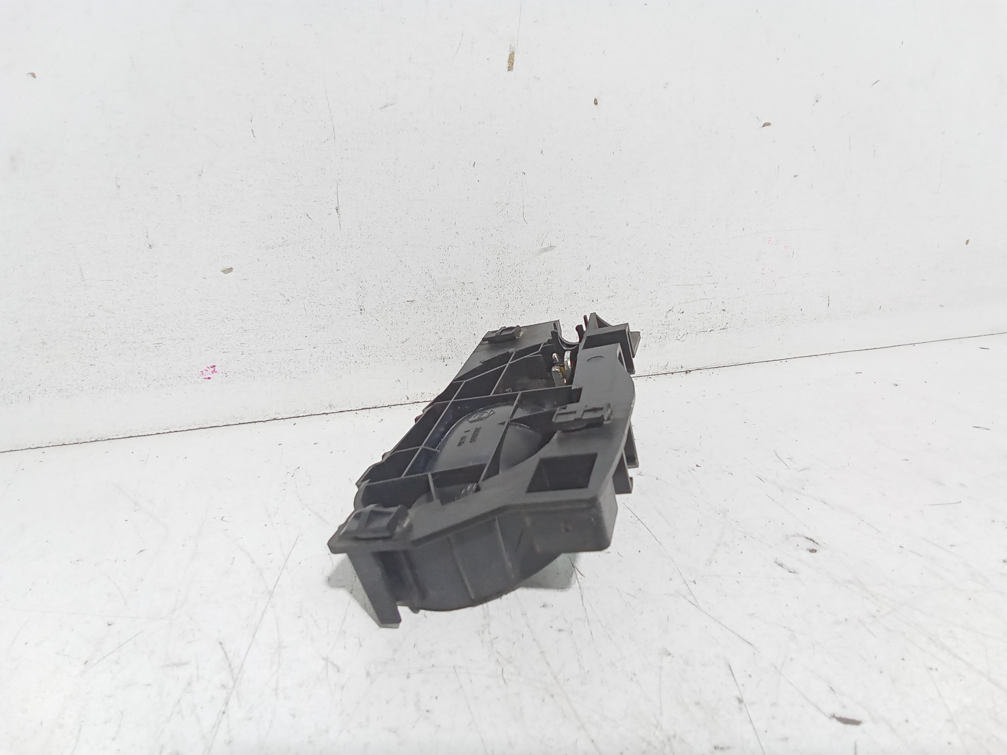 Maniglia interna anteriore Sinistra per Peugeot Partner Tepee (08>) (2008 - In produzione)