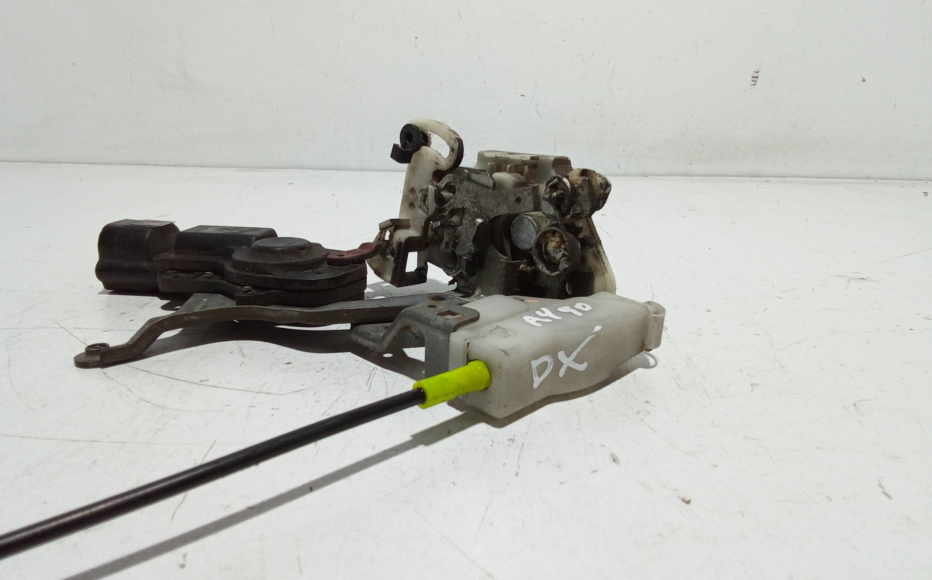 Serratura Anteriore Destra per Toyota Aygo 1 Serie (2005 - 2008)