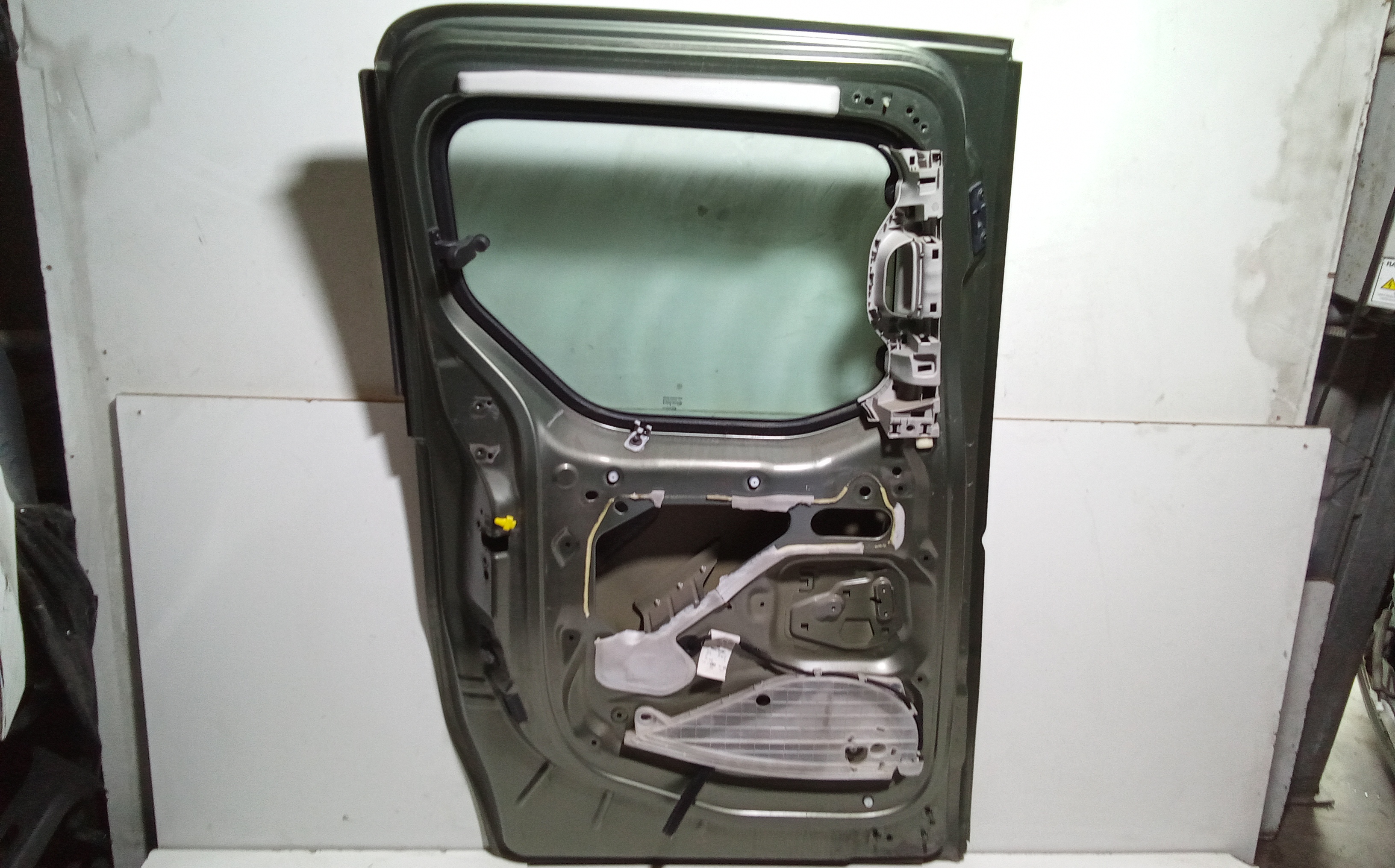 Porta scorrevole laterale SX per Peugeot Partner Tepee (08>) (2008 - In produzione)