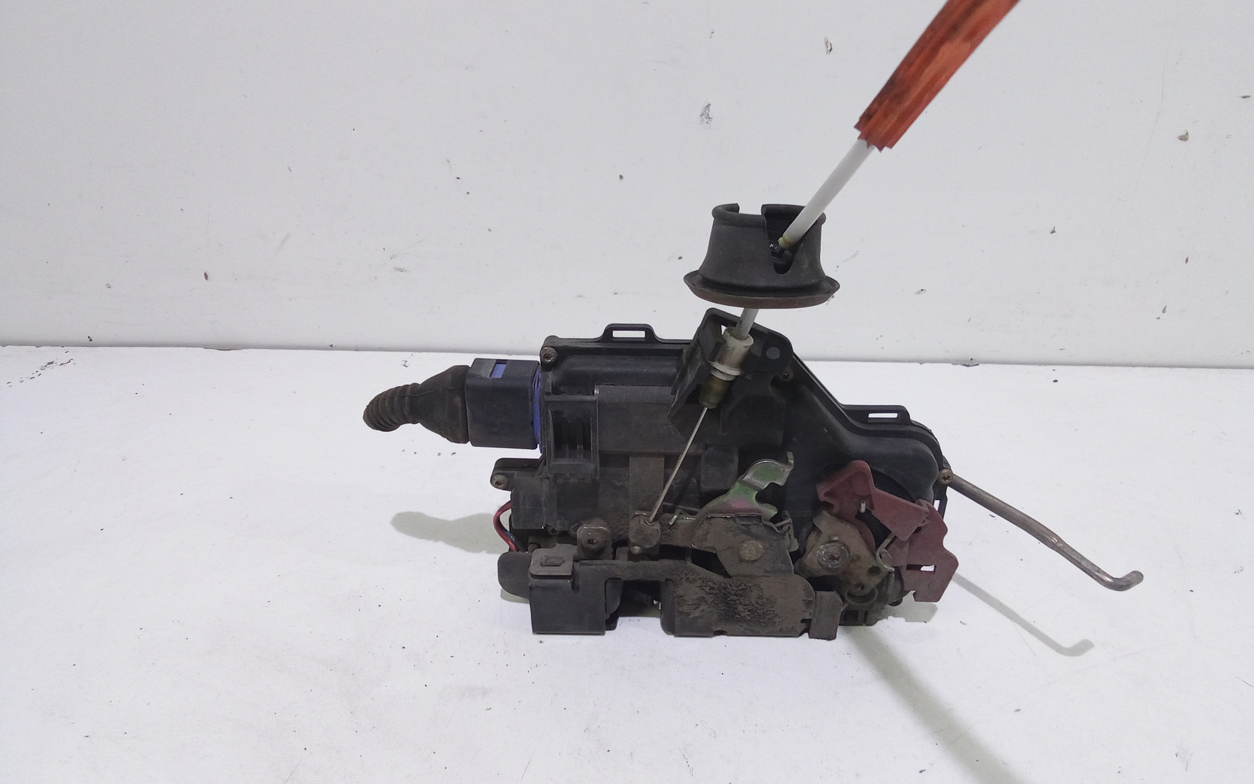 Serratura Anteriore Destra per Audi A3 Serie (8l1) (00>03) (2000 - 2003)