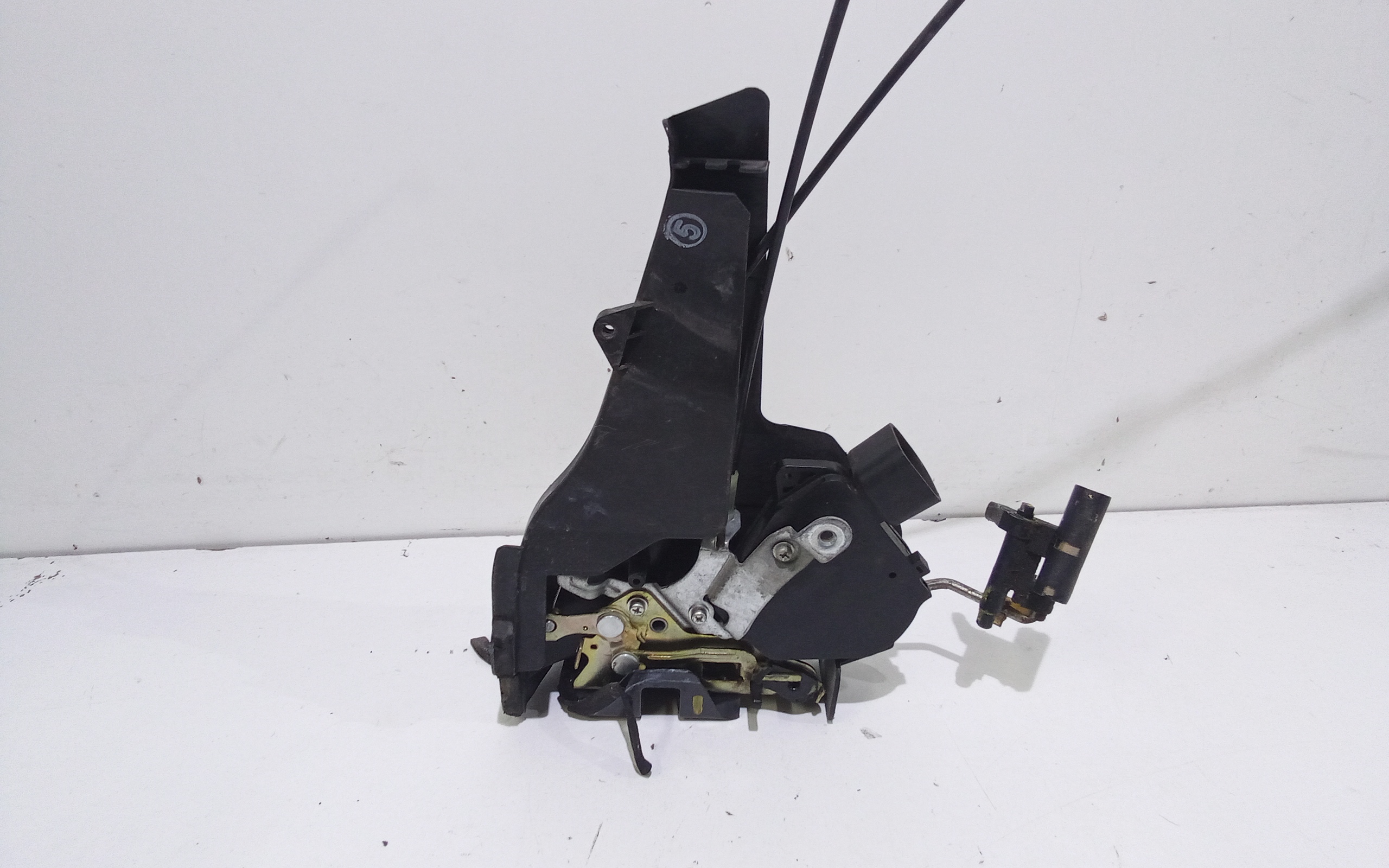 Serratura Posteriore Sinistra per Toyota Rav4 2 Serie (2000 - 2003)