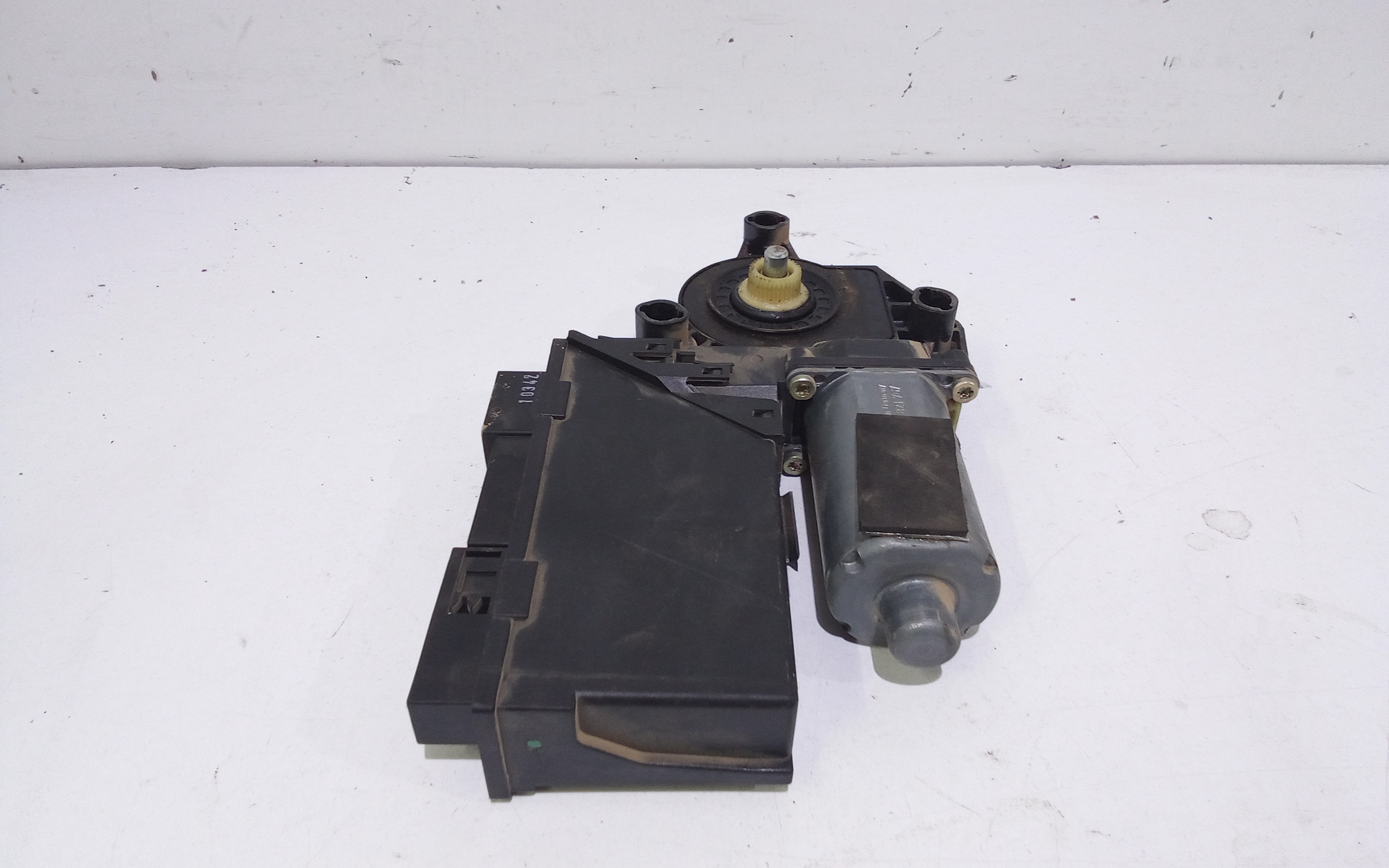 Motorino Alzavetro posteriore Sinistro per Audi A2 Serie (8z0) (00>05) (2000 - 2005)