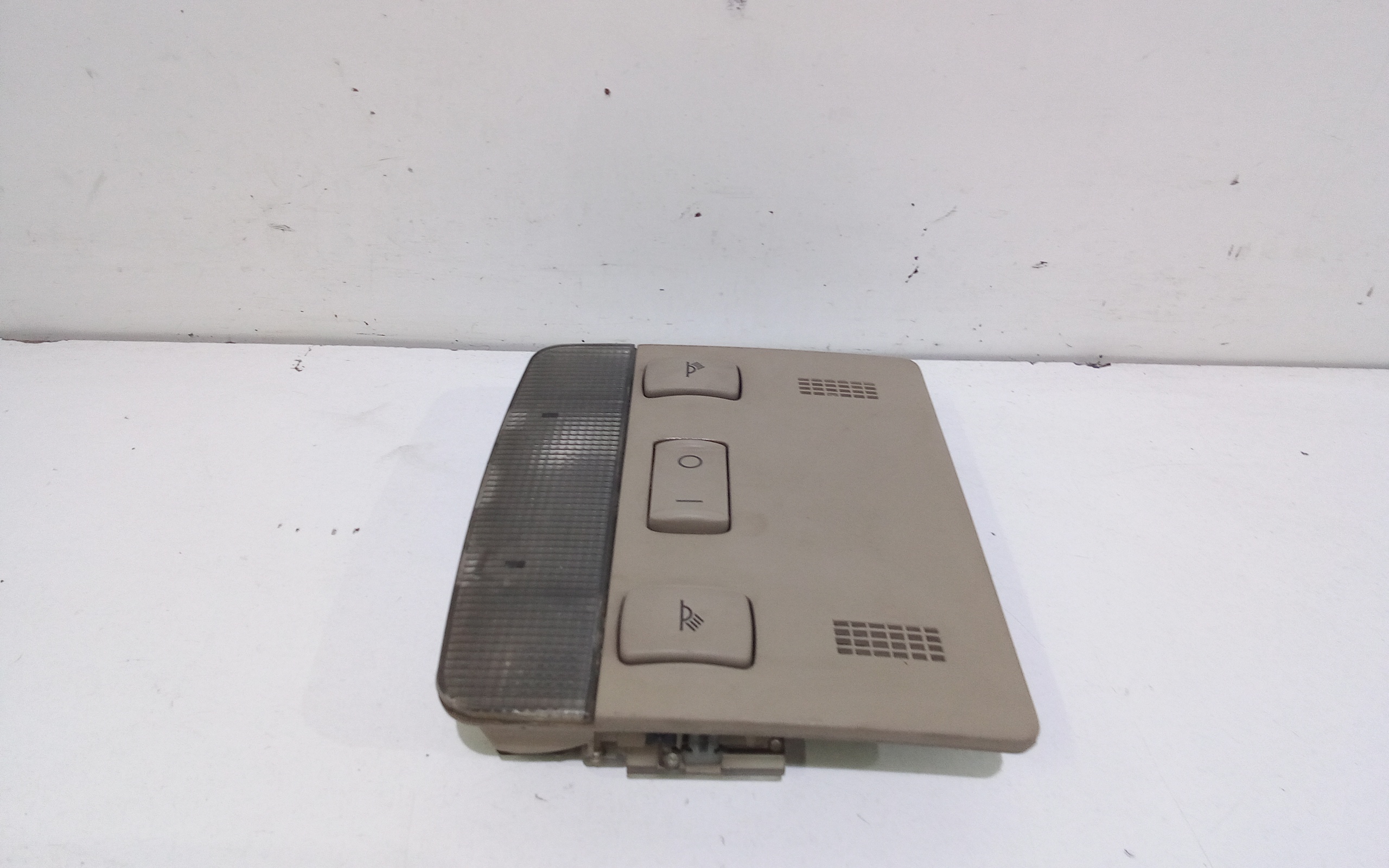 Plafoniera per Audi A2 Serie (8z0) (00>05) (2000 - 2005)