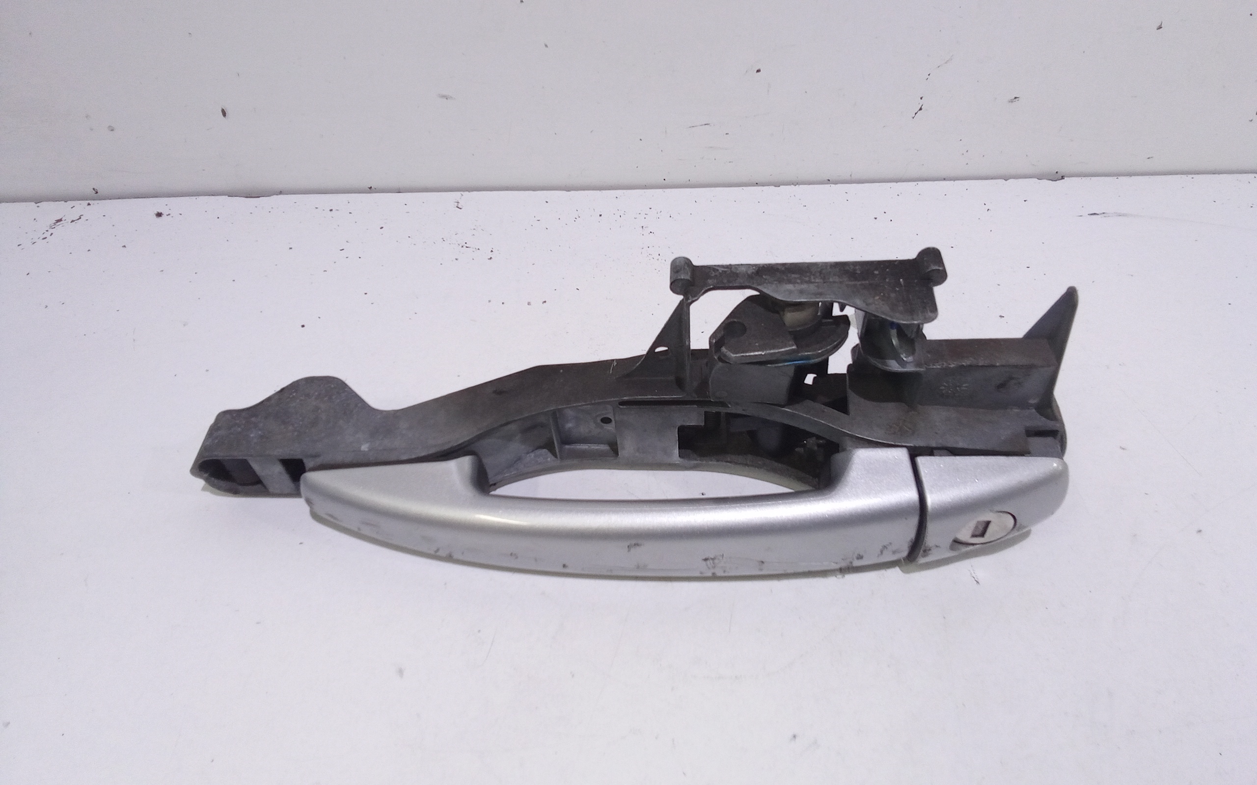 Maniglia esterna Anteriore Sinistra per Peugeot 207 S. Wagon (2007 - 2009)