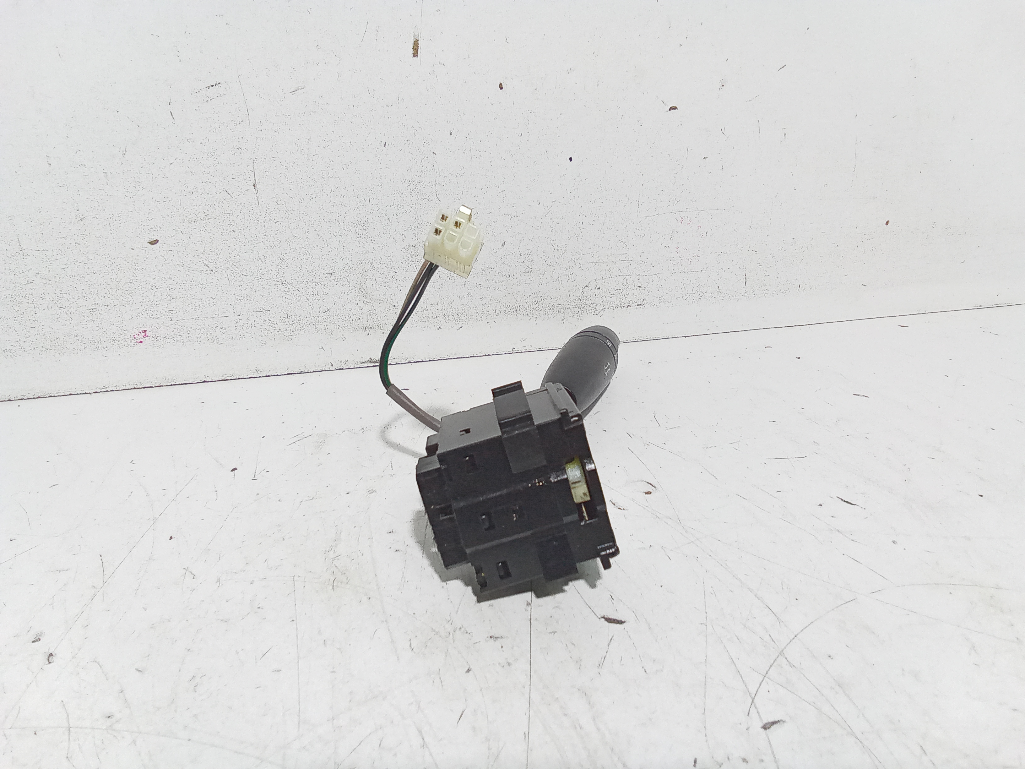 Devioluci sinistro per Chevrolet Aveo 1 Serie (2006 - 2011)