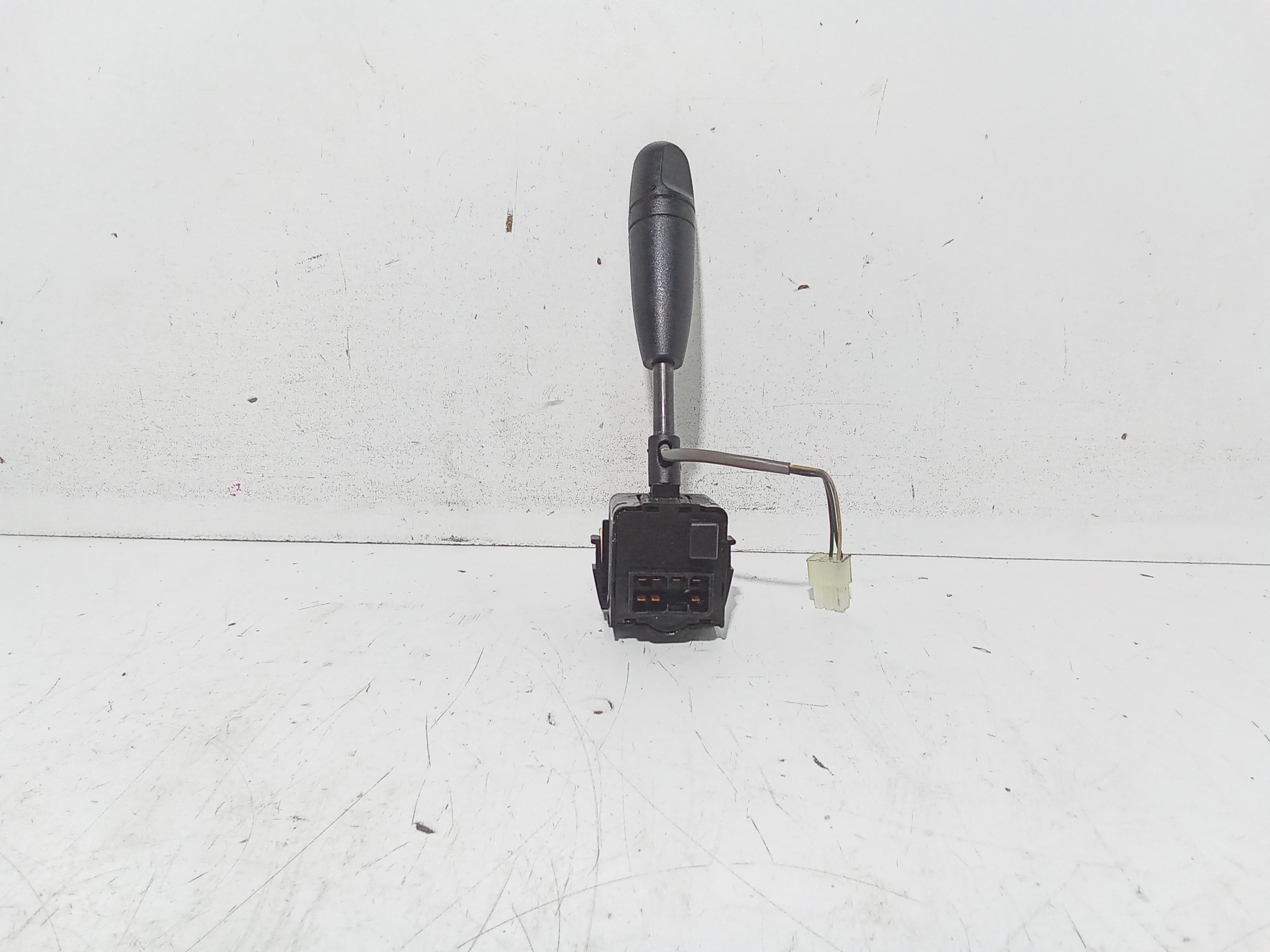 Devioluci sinistro per Chevrolet Aveo 1 Serie (2006 - 2011)