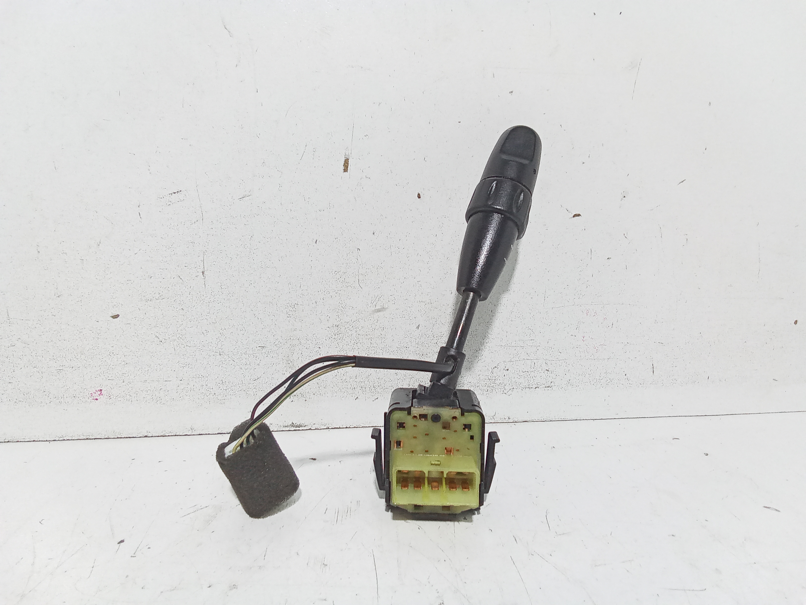 Devioluci destro per Chevrolet Aveo 1 Serie (2006 - 2011)