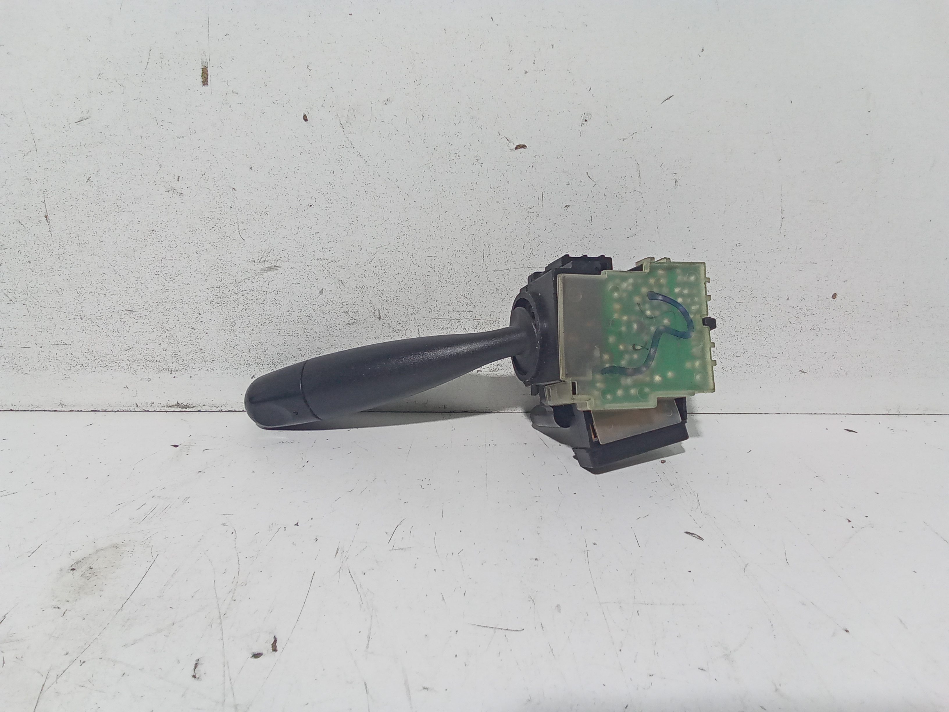 Devioluci destro per Suzuki Alto 3 Serie (2008 - In produzione)