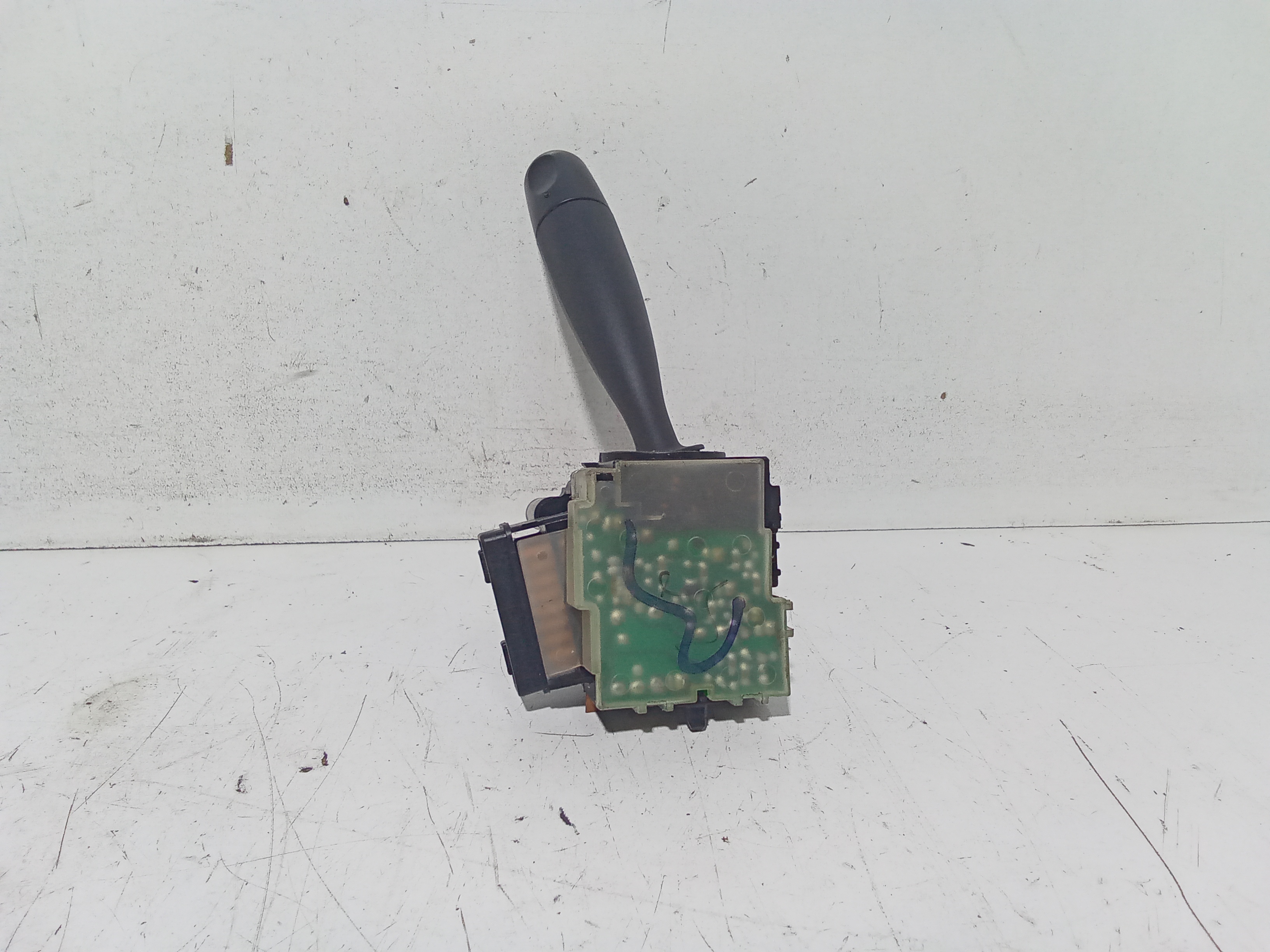 Devioluci destro per Suzuki Alto 3 Serie (2008 - In produzione)