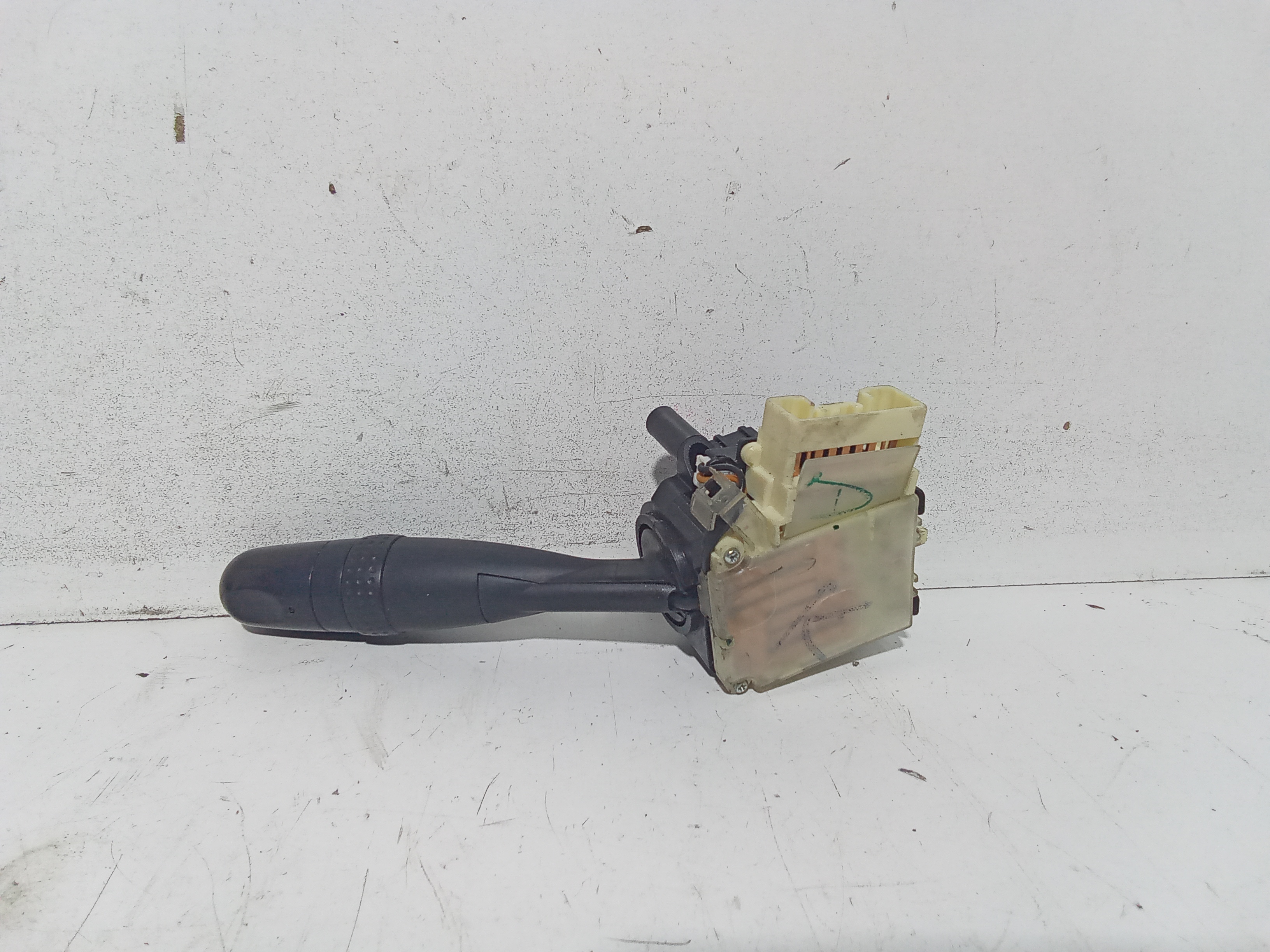 Devioluci sinistro per Suzuki Alto 3 Serie (2008 - In produzione)