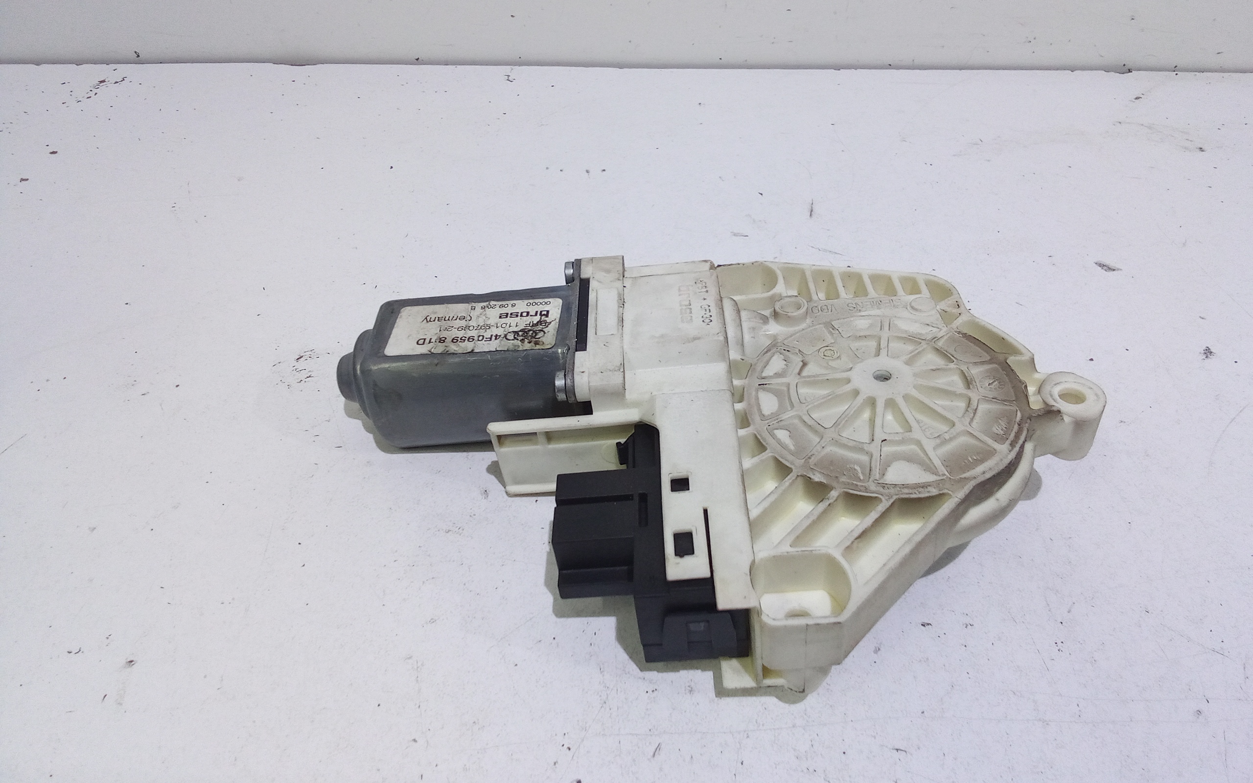 Motorino Alzavetro anteriore Sinistro per Audi A6 Allroad Serie C6 (4fh) (06>12) (2006 - 2012)