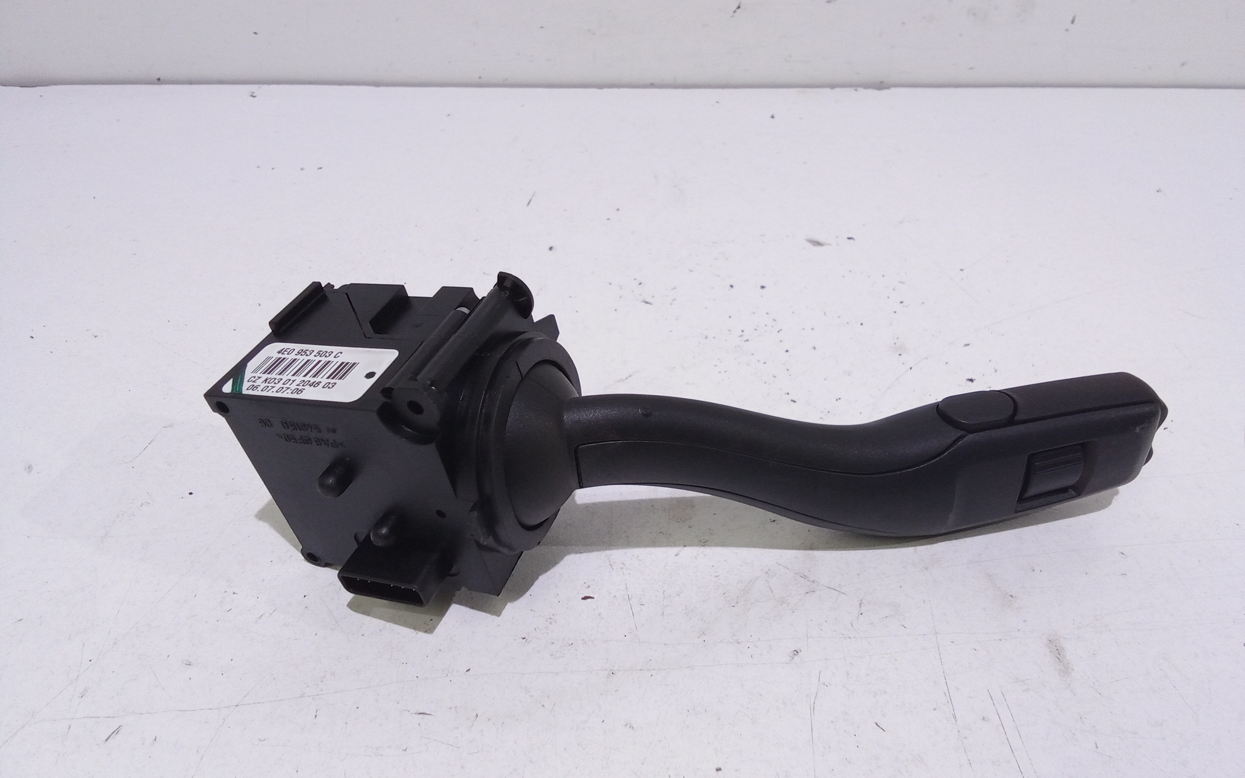 Devioluci destro per Audi A4 Avant (8ed) (04>08) (2004 - 2008)