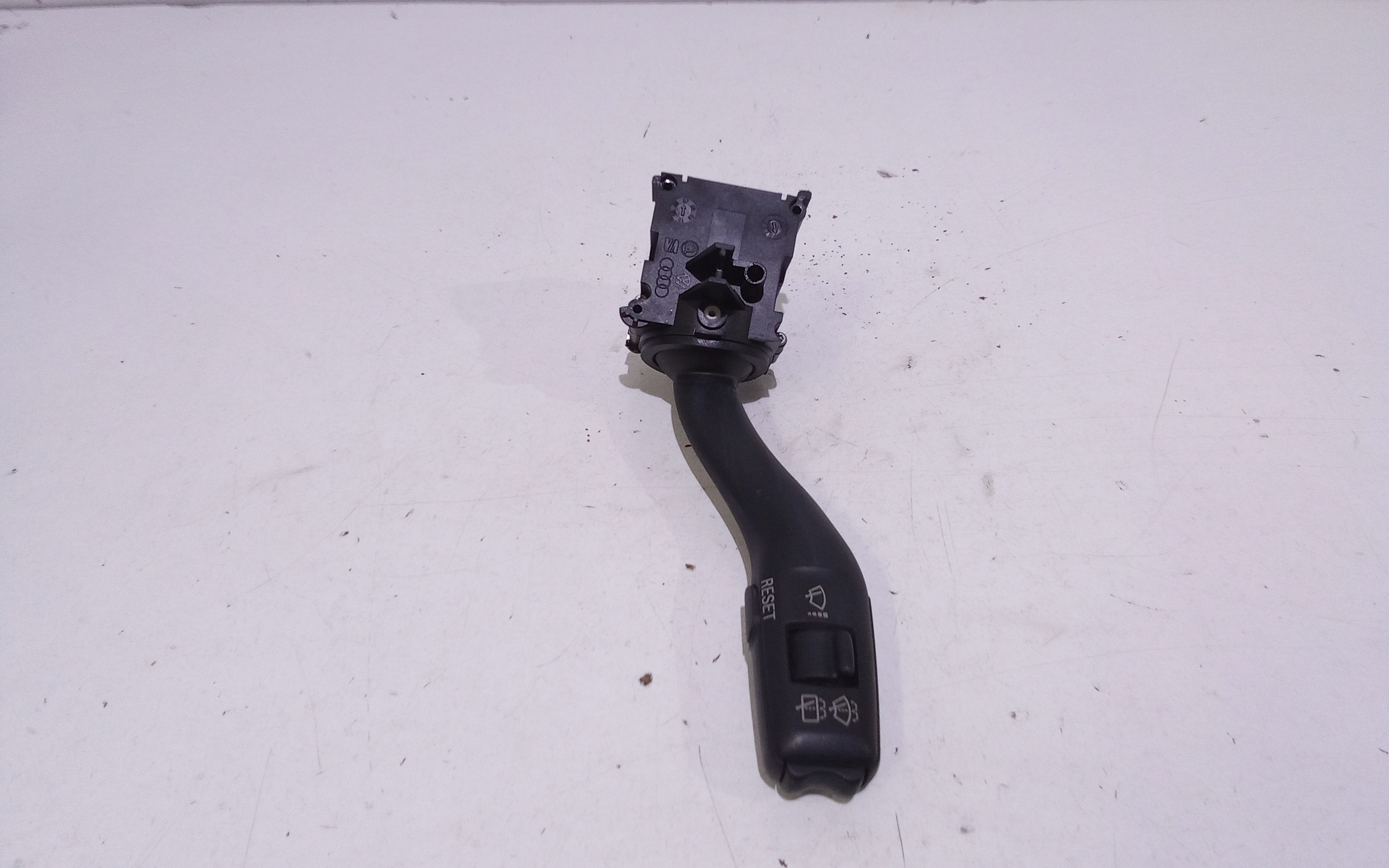 Devioluci destro per Audi A4 Avant (8ed) (04>08) (2004 - 2008)