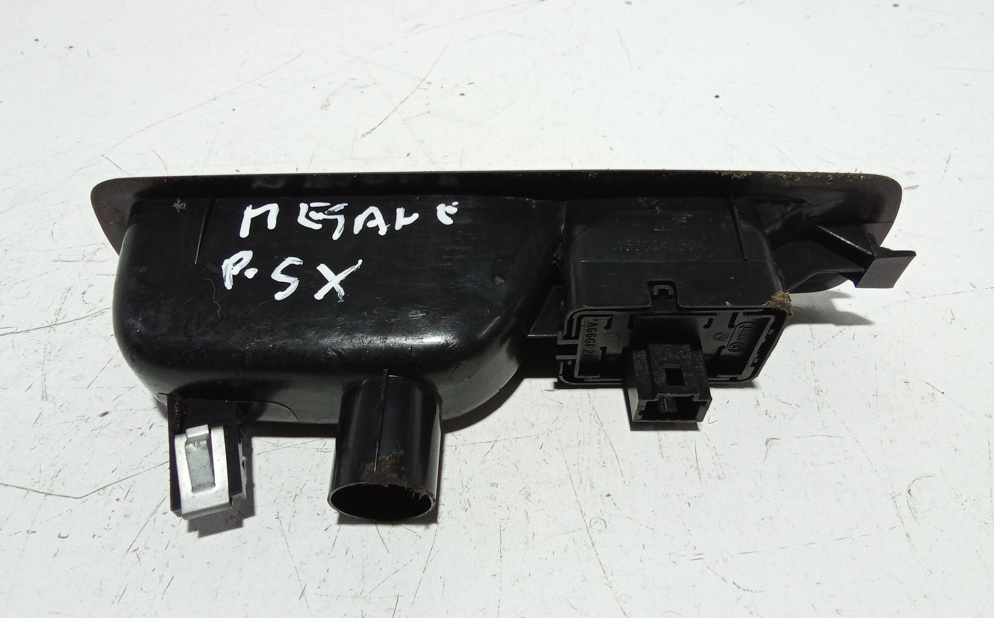 Pulsantiera Posteriore Sinistra per Renault Megane Iii Grand Tour (08>15) (2008 - 2015)