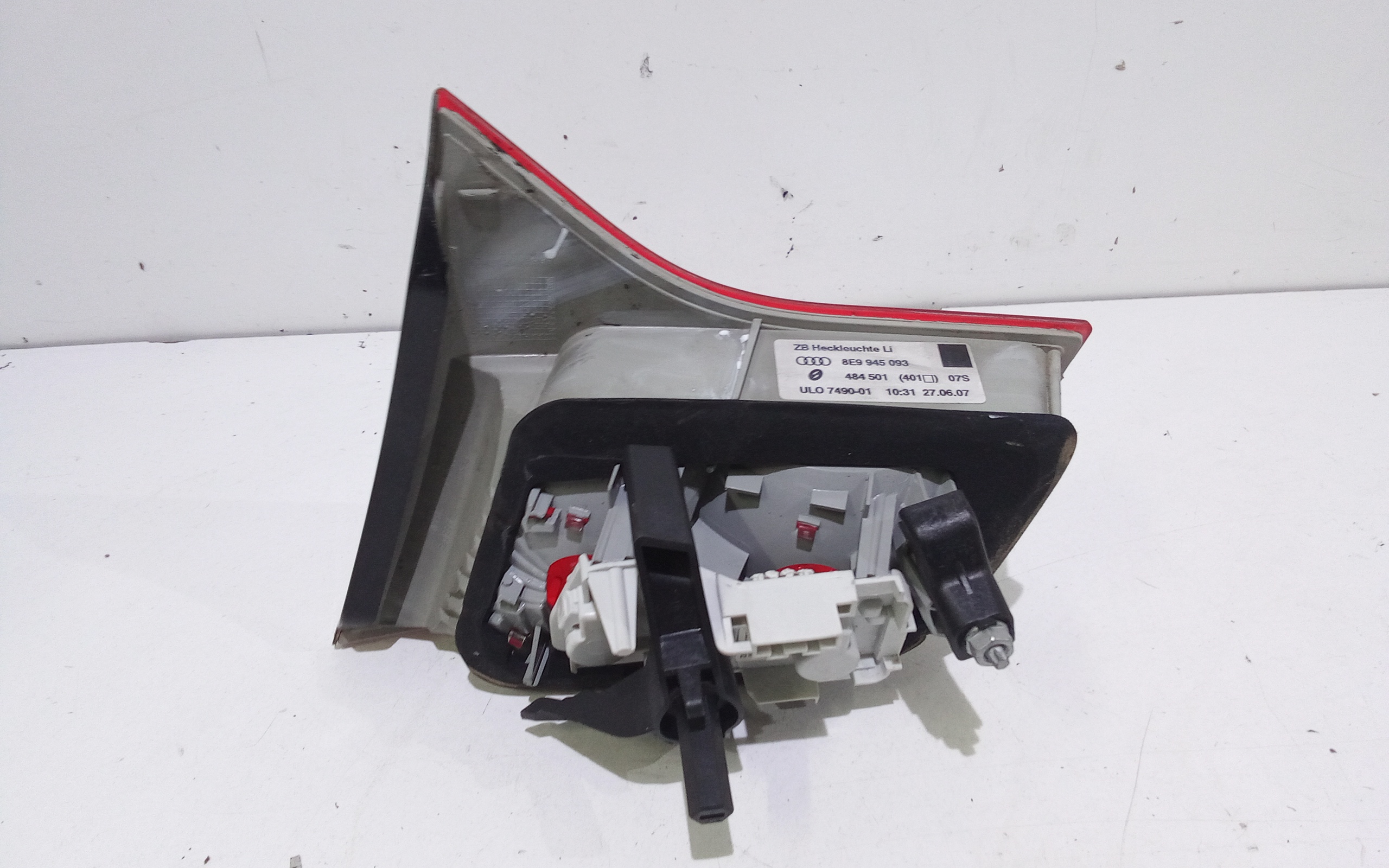 Stop Posteriore Sinistro Integrato nel Portello per Audi A4 Avant (8ed) (04>08) (2004 - 2008)