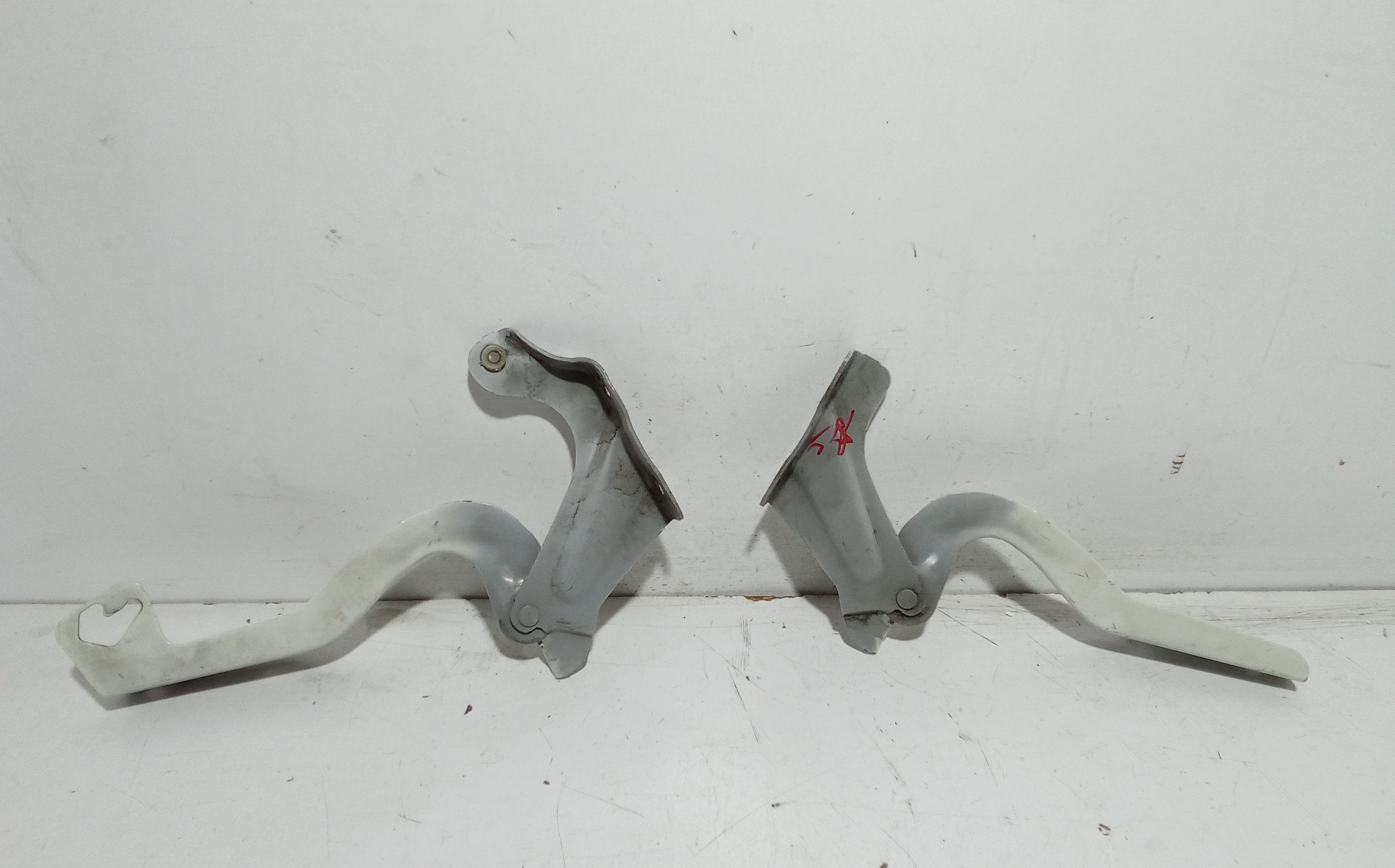 Cerniere cofano anteriore dx e sx per Nissan Micra 7 Serie (2010 - 2016)