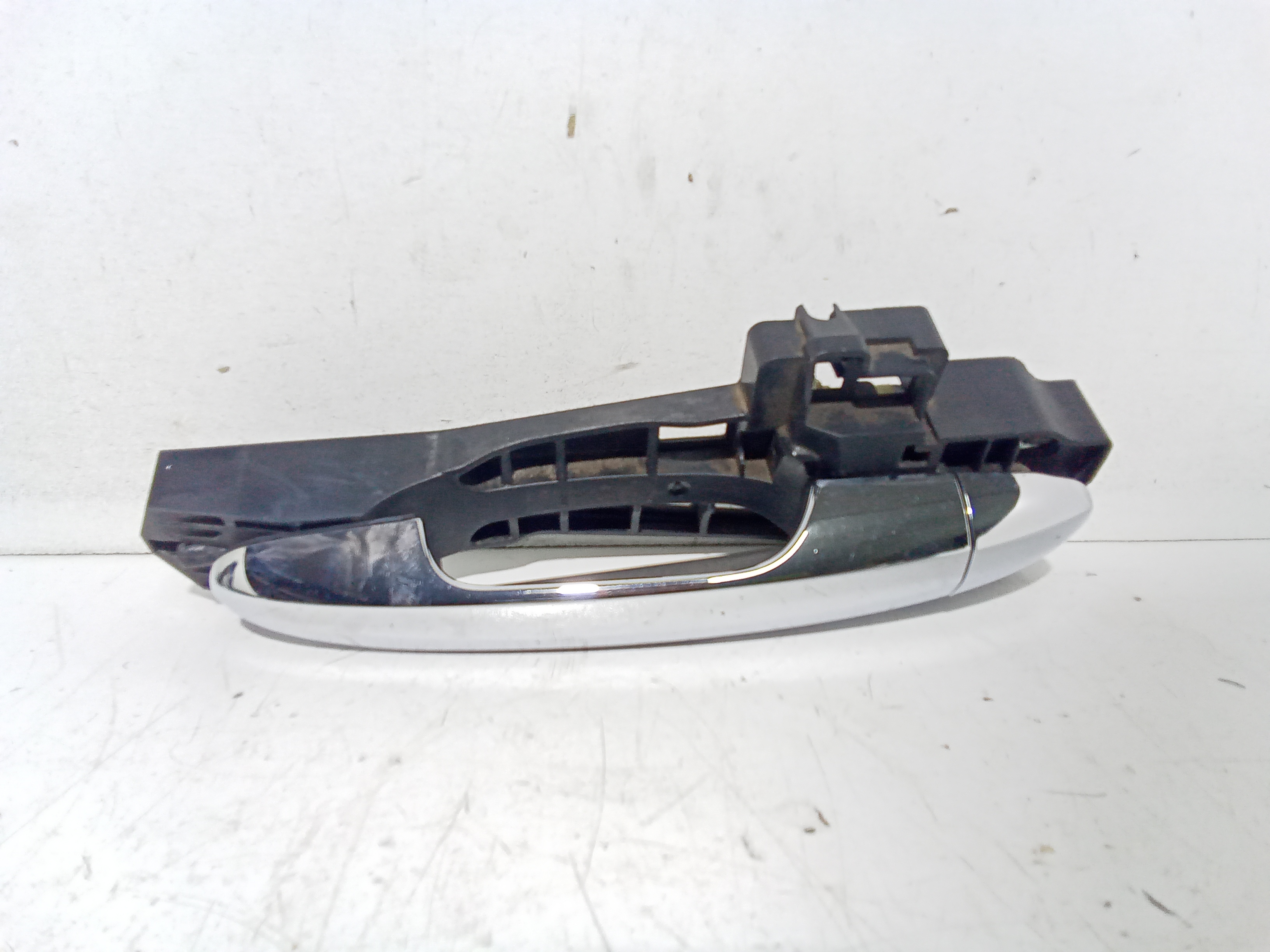 Maniglia esterna Posteriore Sinistra per Fiat 500 L Serie (351_352) (12>) (2012 - In produzione)