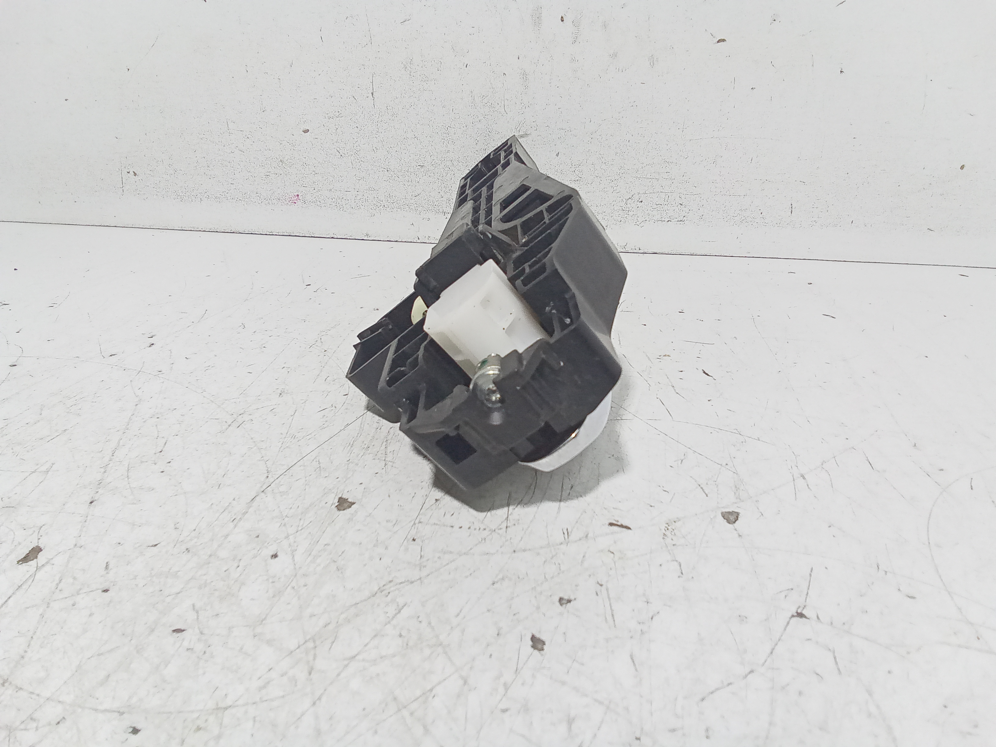 Maniglia esterna Posteriore Sinistra per Fiat 500 L Serie (351_352) (12>) (2012 - In produzione)