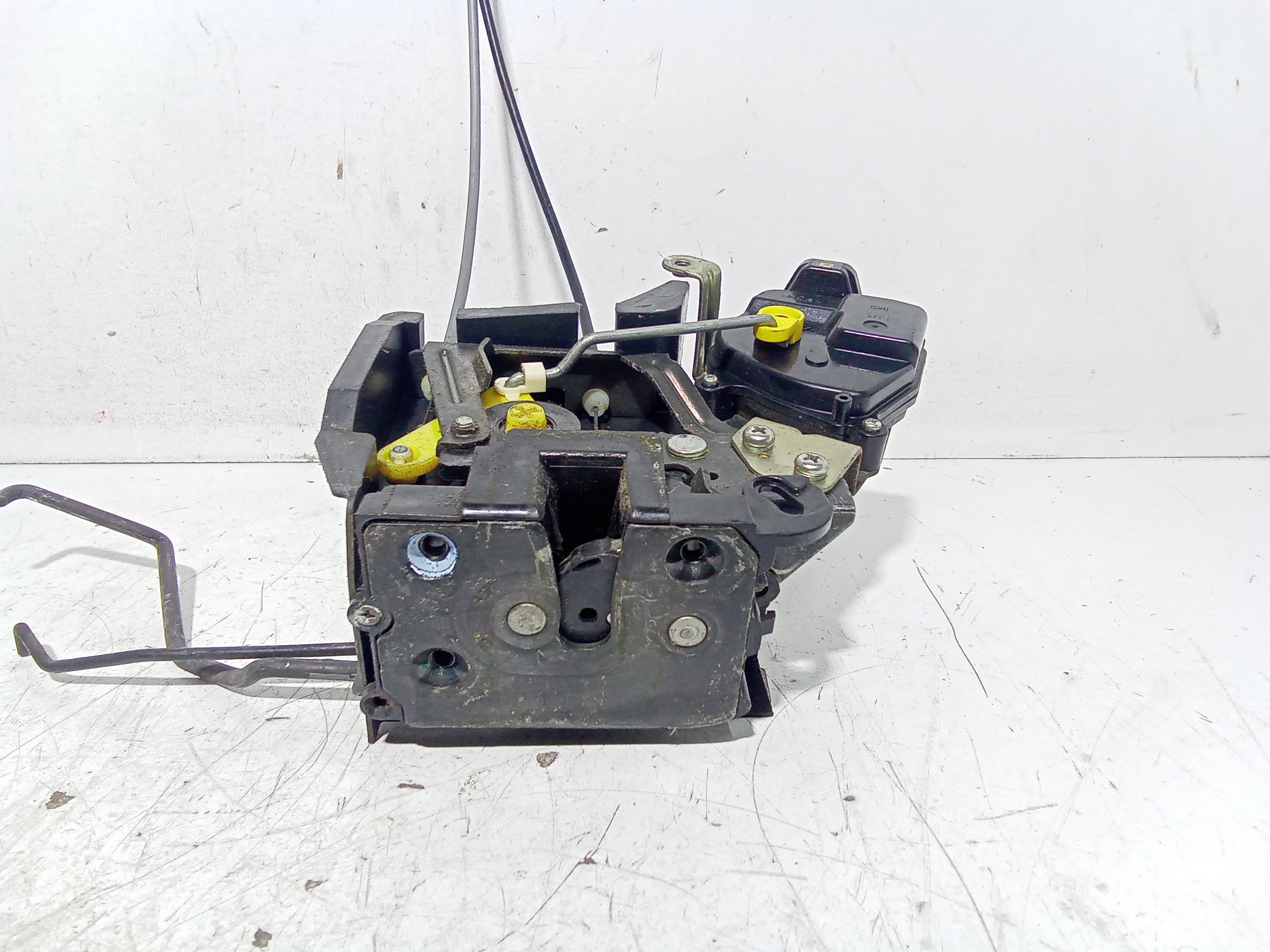 Serratura Anteriore Sinistra per Kia Rio 3 Serie (2005 - 2011)