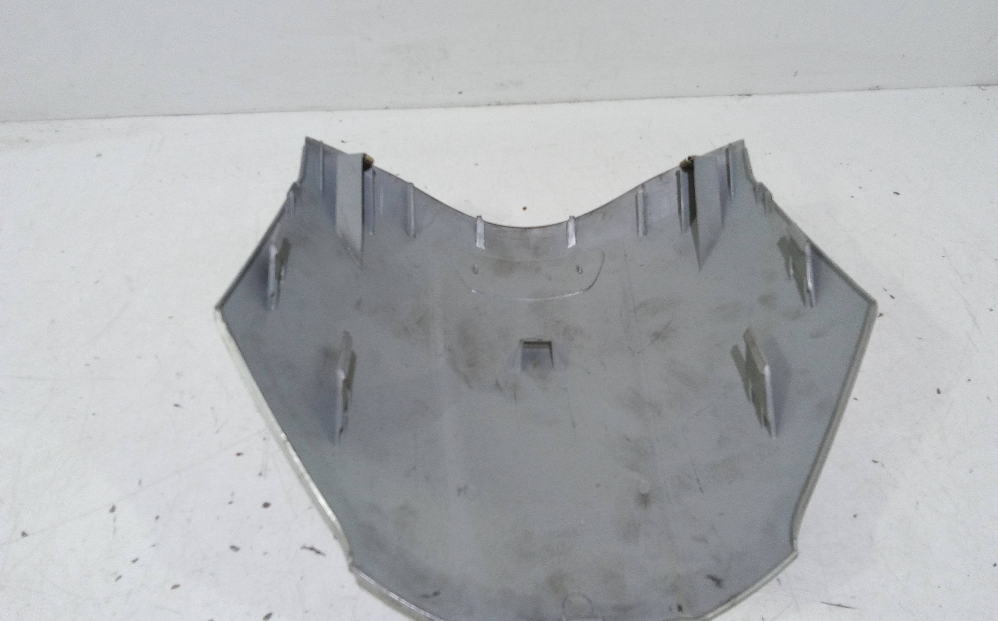 Coperchio scudo anteriore per Peugeot Tweet 50cc (13>) (2013 - In produzione)