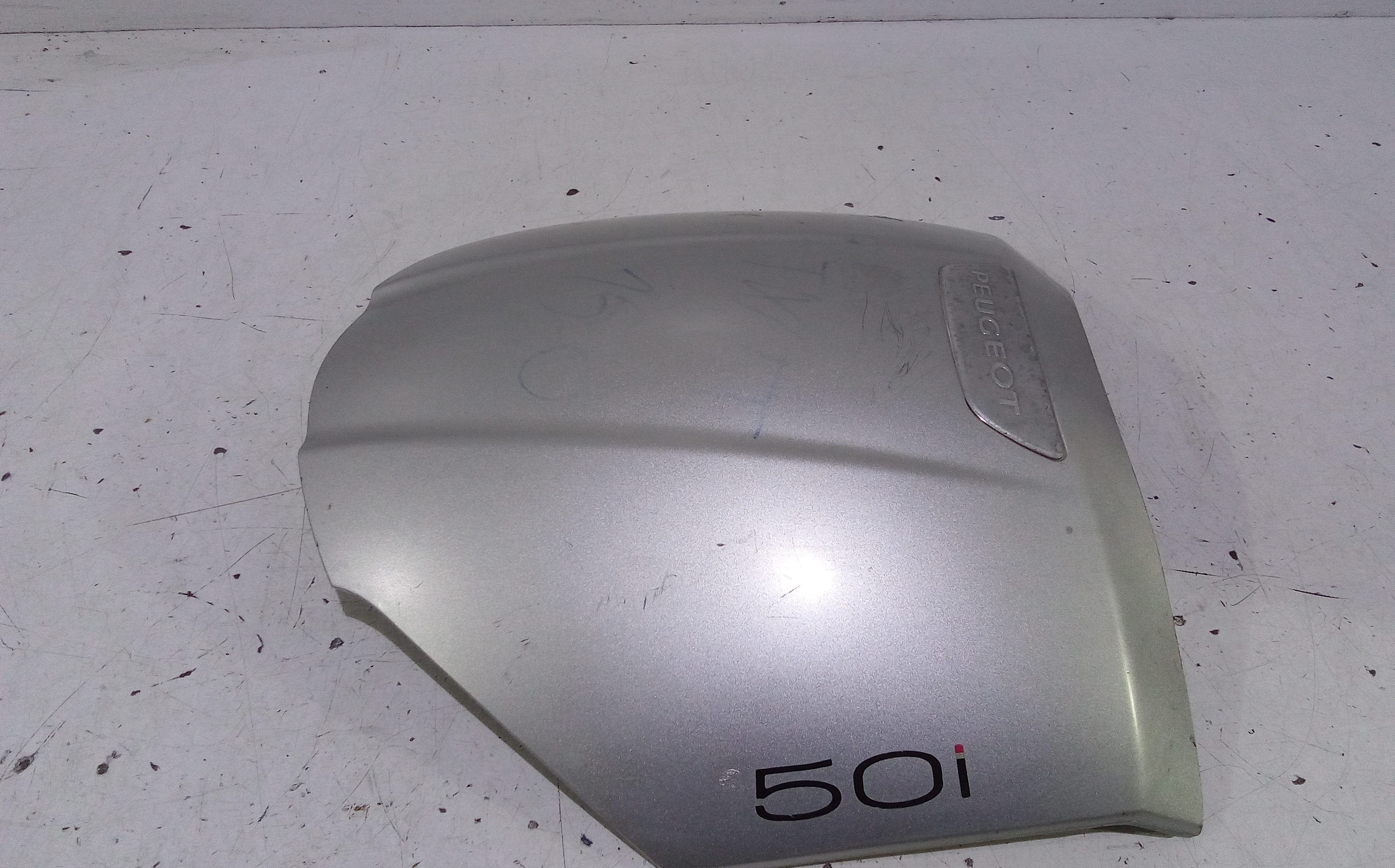 Coperchio scudo anteriore per Peugeot Tweet 50cc (13>) (2013 - In produzione)