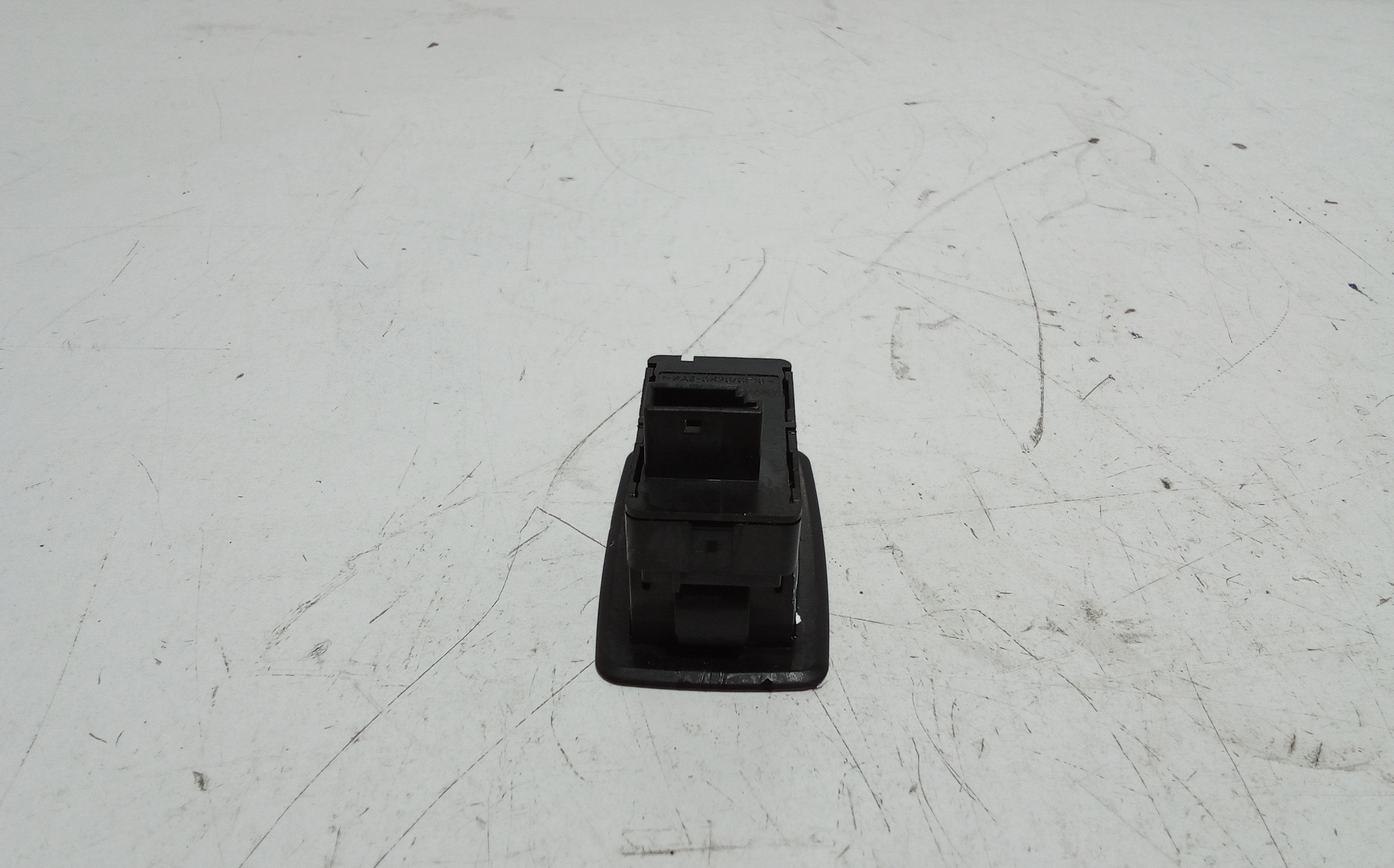 Pulsantiera Posteriore Sinistra per Bmw Serie 1 Serie (e87) (04>07) (2004 - 2007)