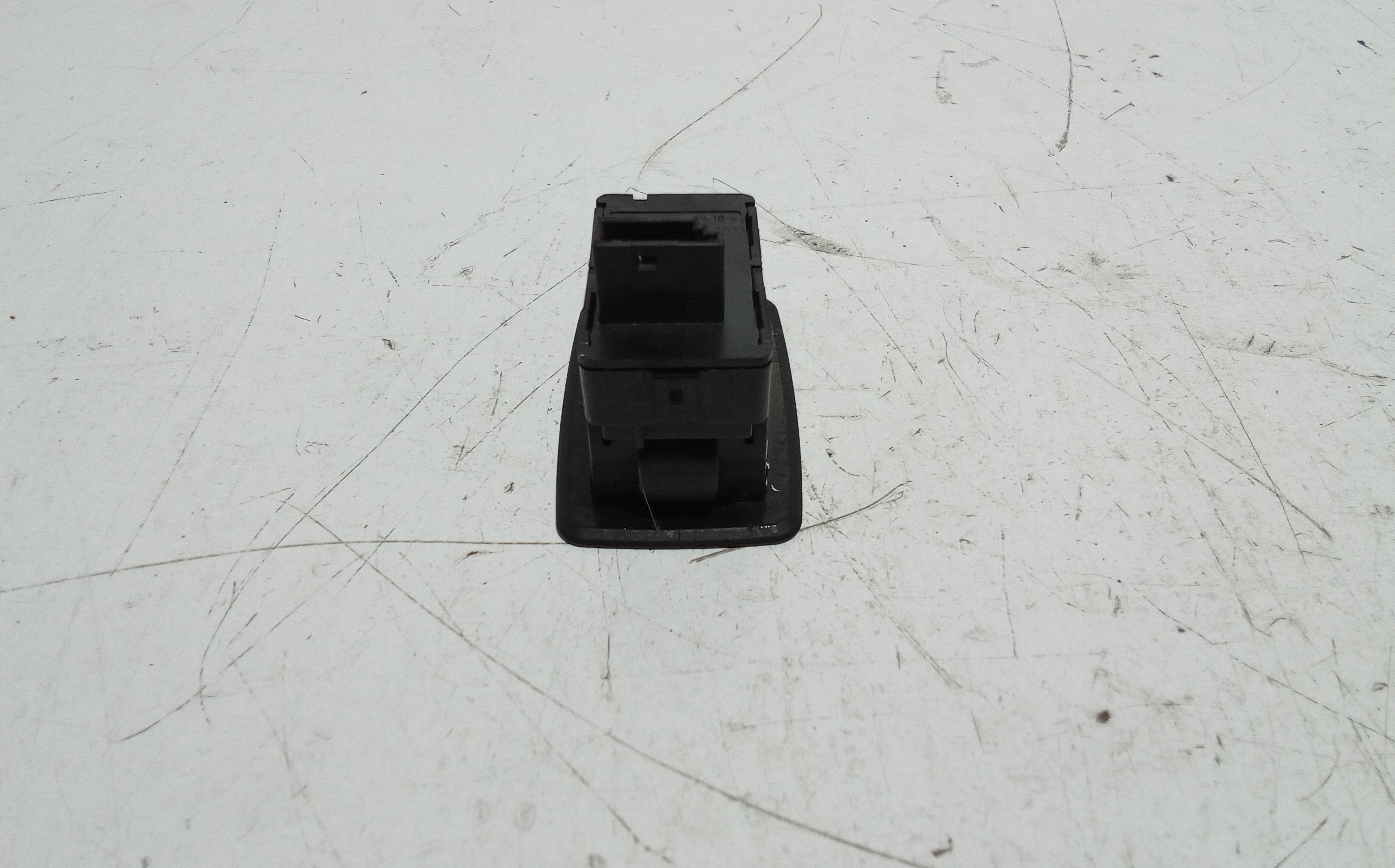 Pulsantiera Posteriore Destra per Bmw Serie 1 Serie (e87) (04>07) (2004 - 2007)