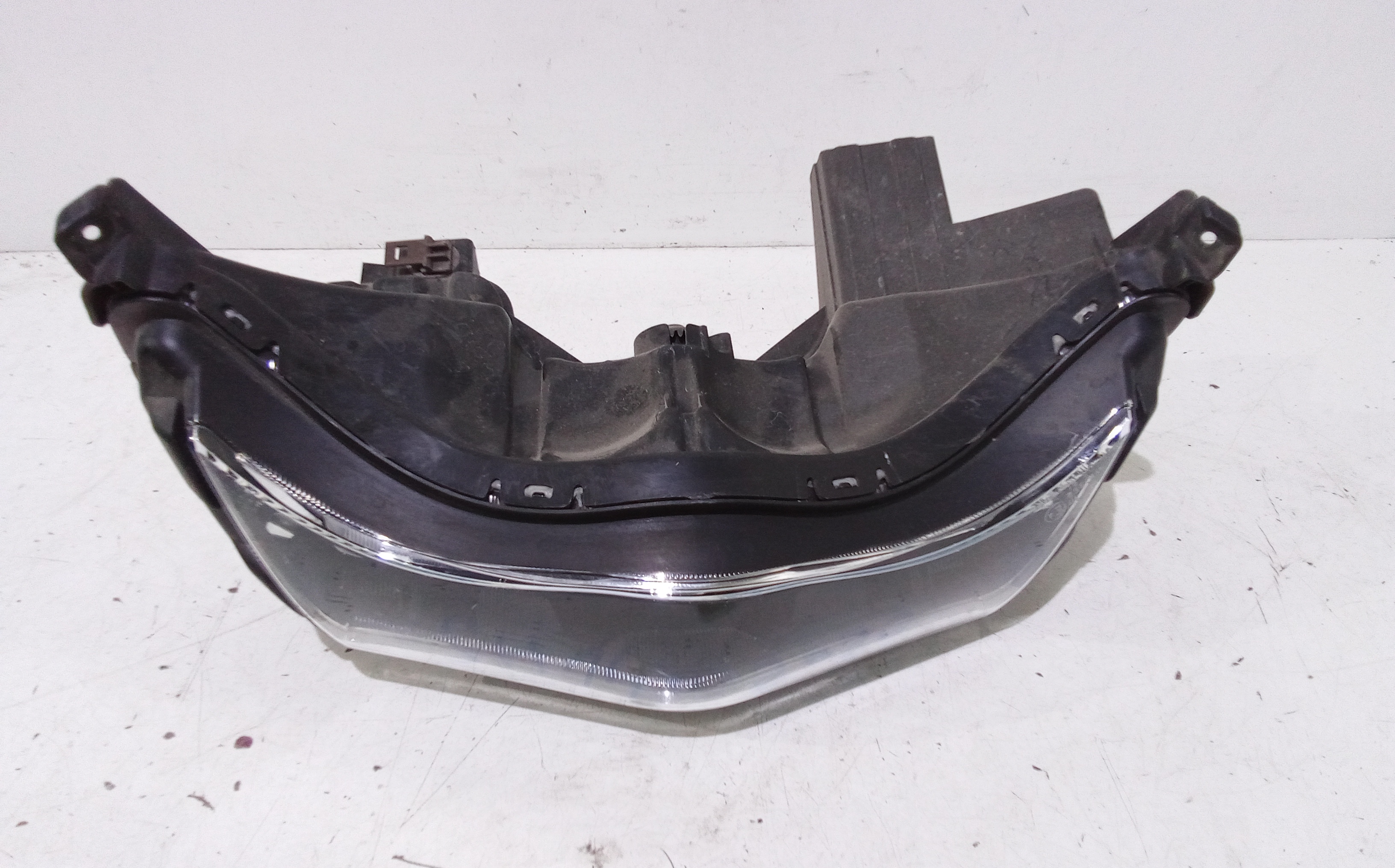 Faro anteriore per Honda Sh 150 (20>) (2020 - )