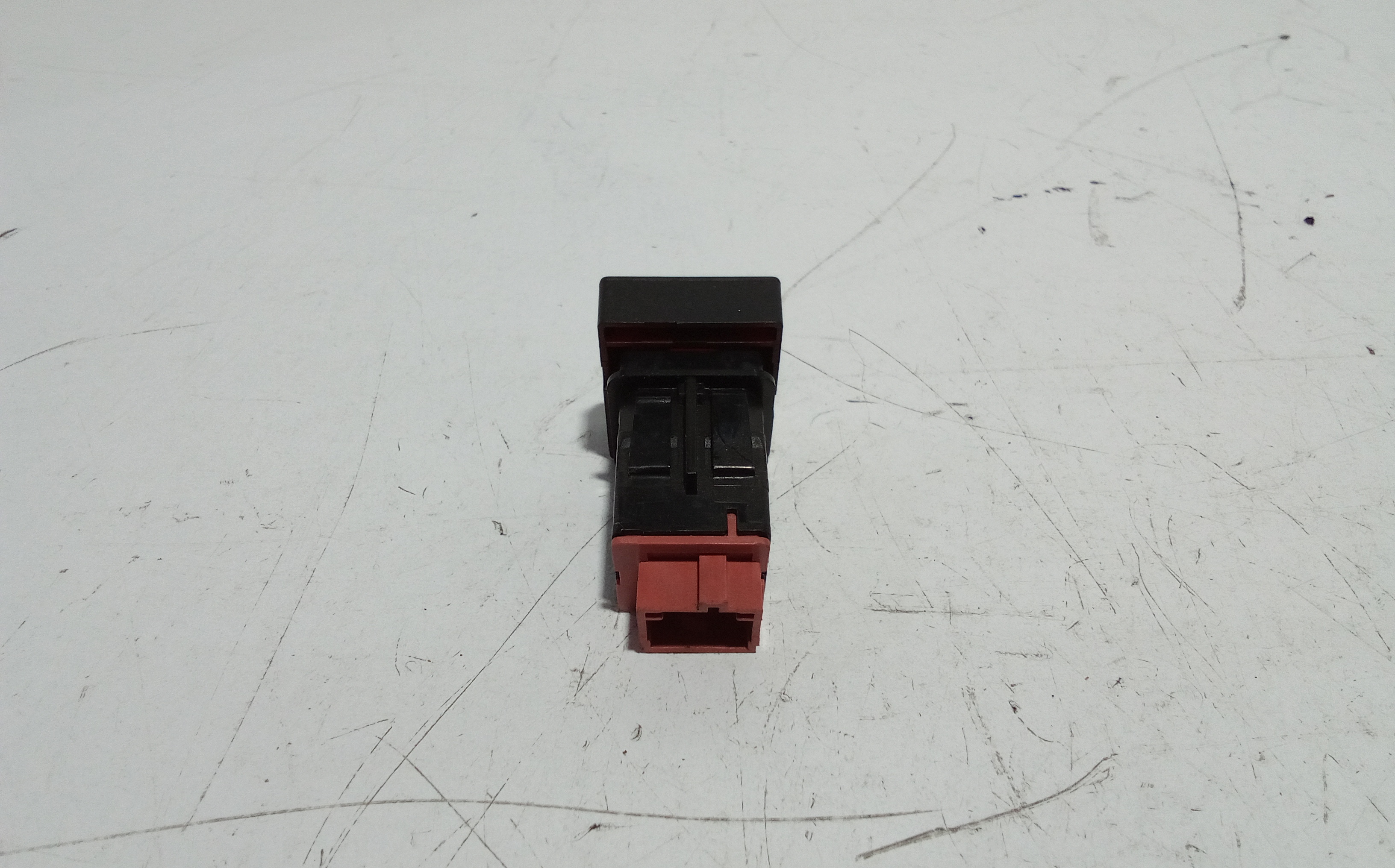 Pulsante luci di emergenza per Peugeot 3008 Serie (09>16) (2009 - 2016)