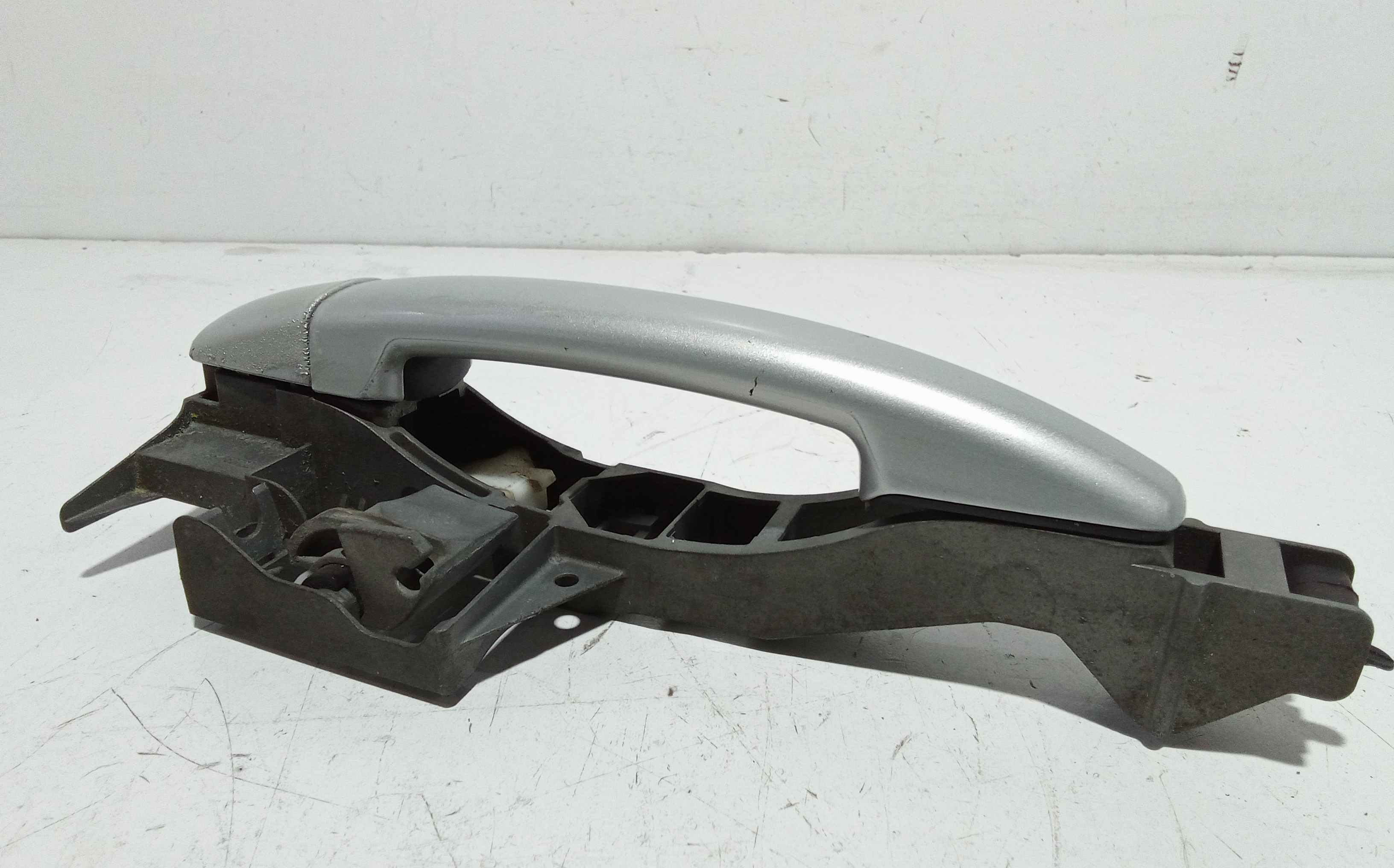 Maniglia esterna Posteriore Sinistra per Peugeot 3008 Serie (09>16) (2009 - 2016)