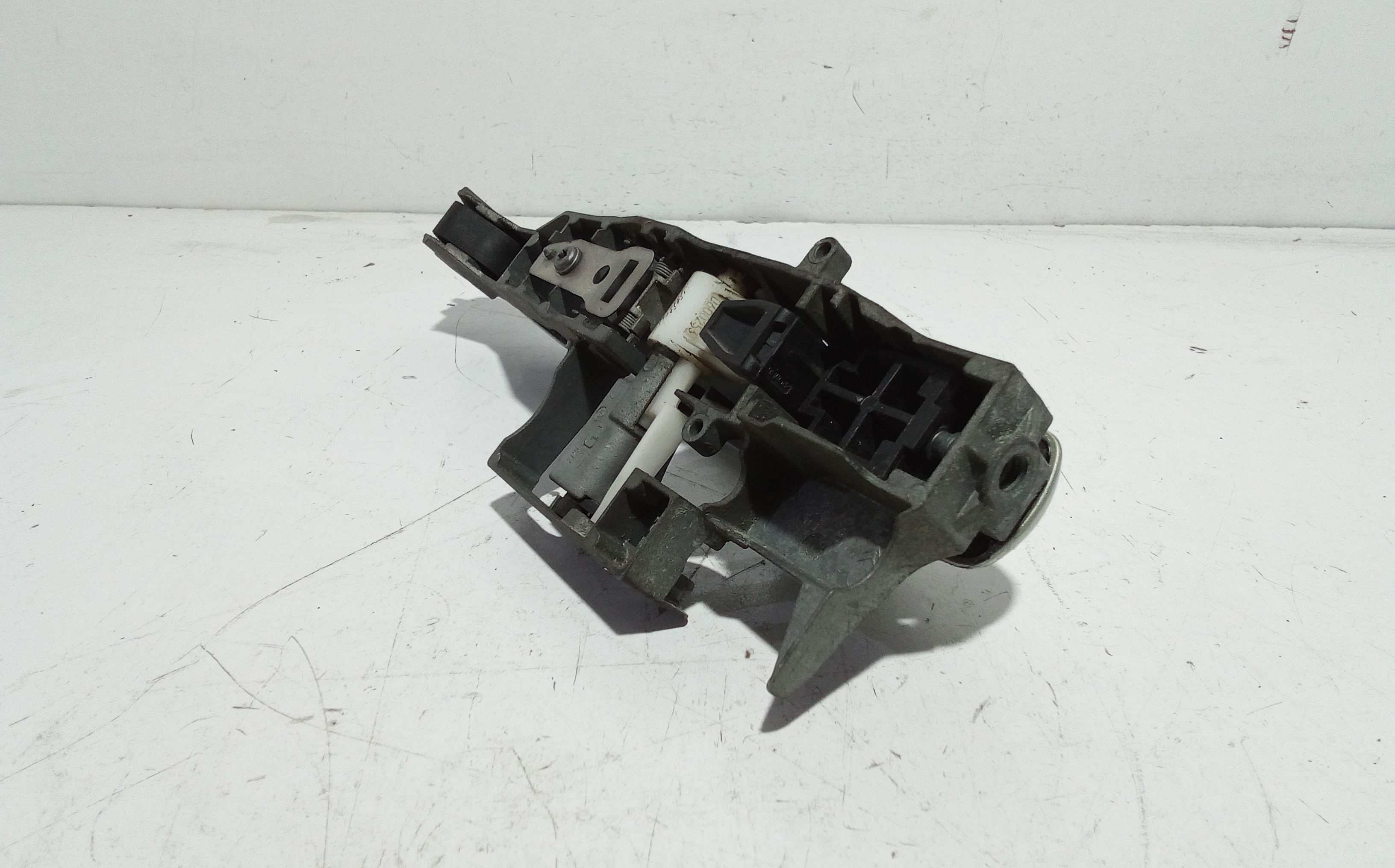 Maniglia esterna Posteriore Sinistra per Peugeot 3008 Serie (09>16) (2009 - 2016)