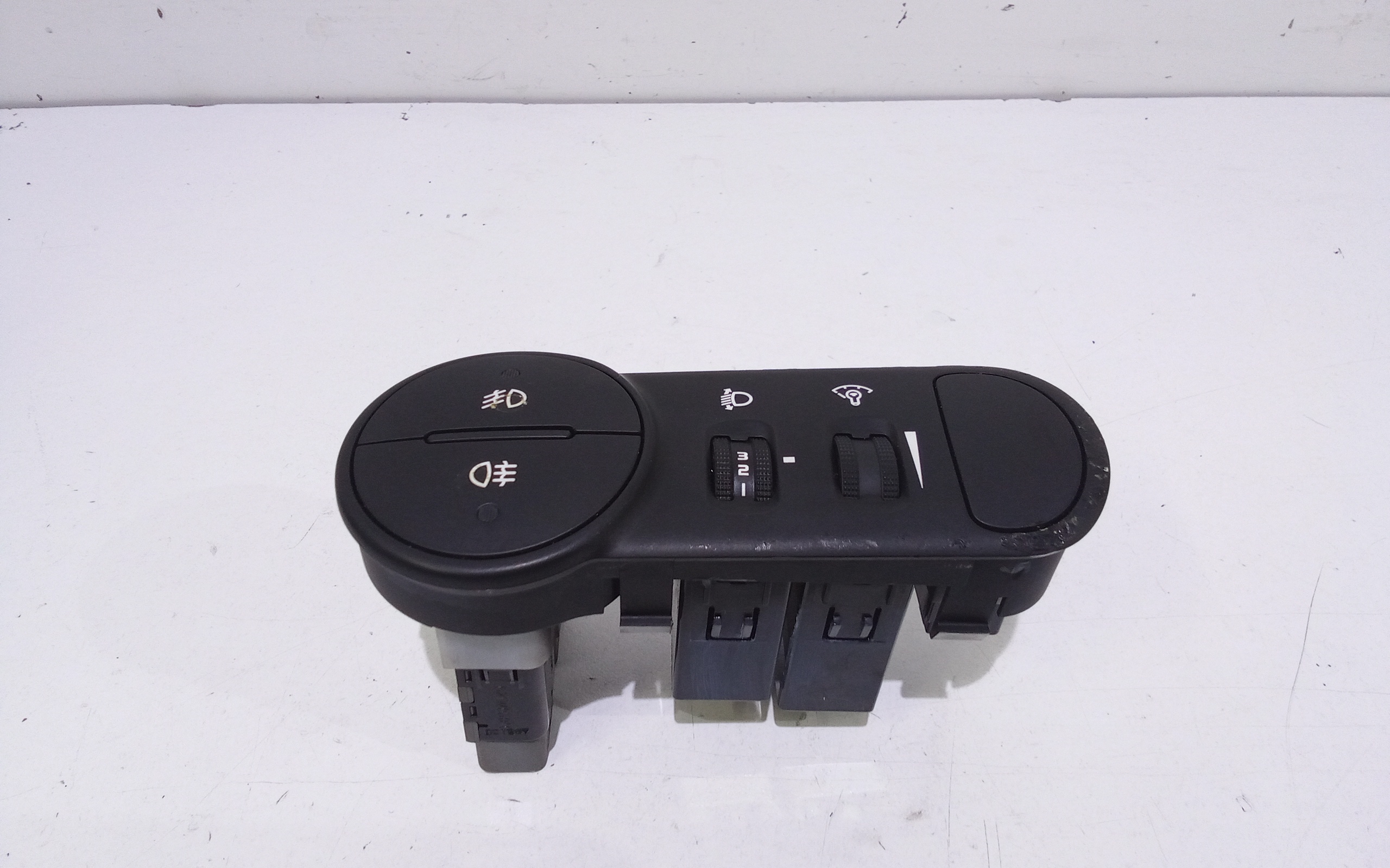 Interruttore comando luci per Hyundai I10 1 Serie (2007 - 2011)