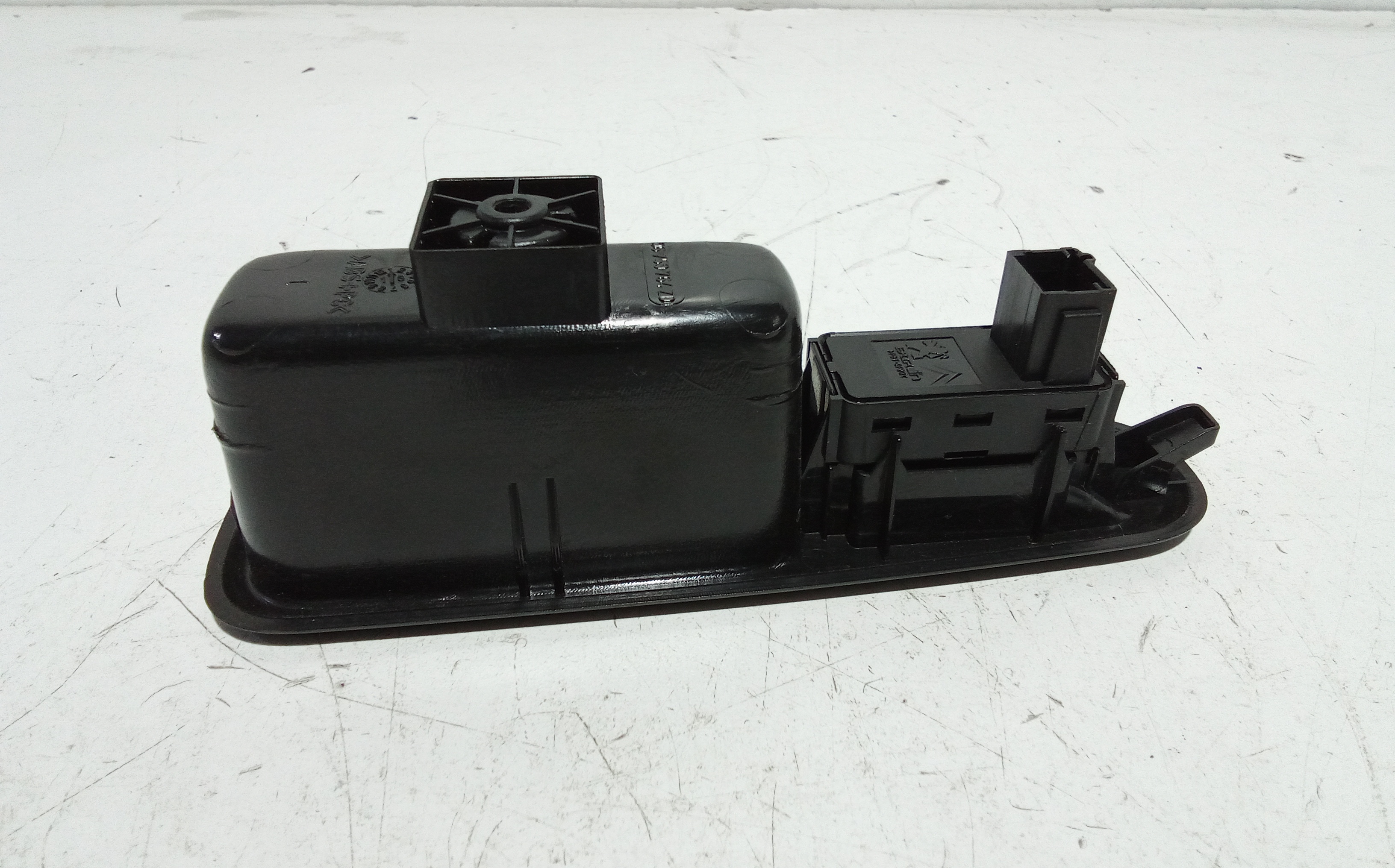 Pulsantiera Posteriore Destra per Peugeot 3008 Serie (09>16) (2009 - 2016)