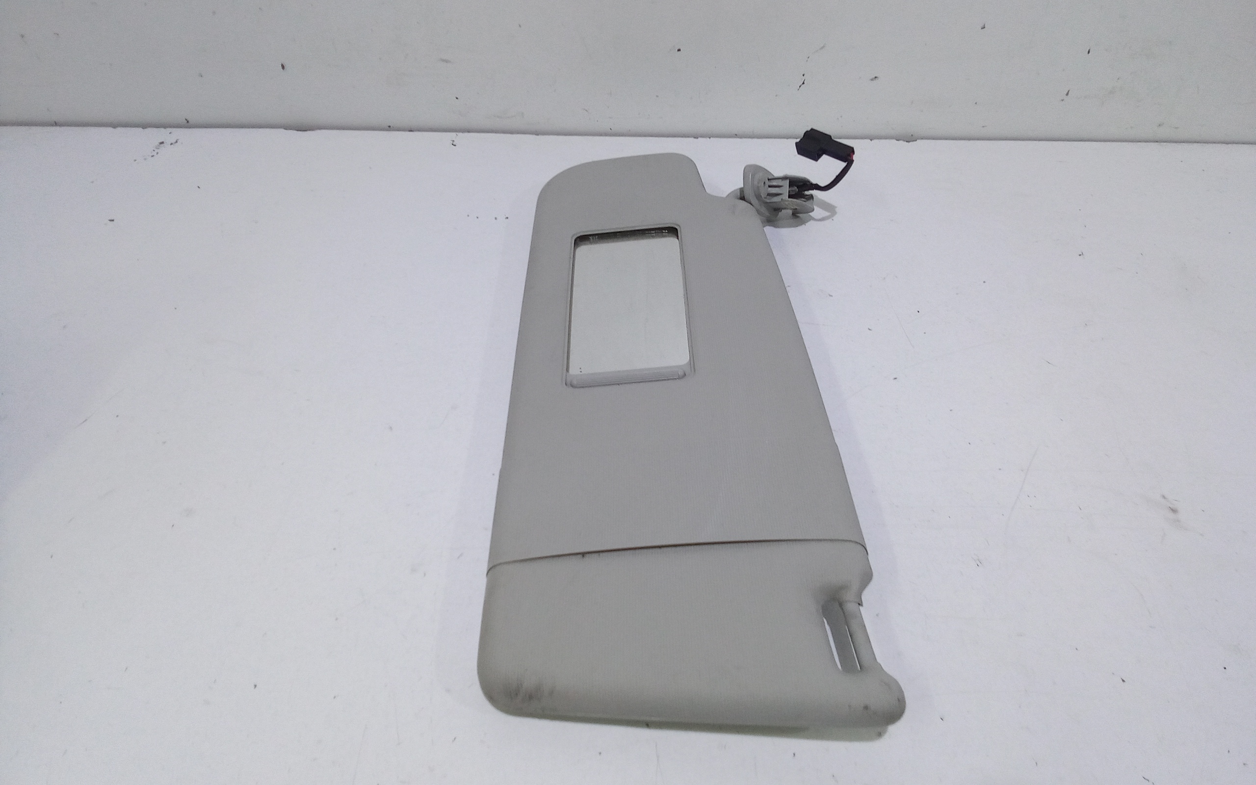 Parasole aletta anteriore Lato Guida per Volkswagen Polo 4 Serie (2001 - 2009)