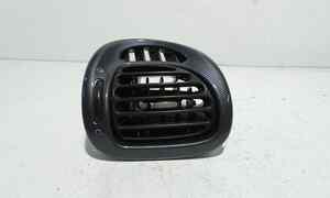 Bocchetta aria cruscotto lato passeggero per Citroen Xsara Berlina 2 Serie (2000 - In produzione)