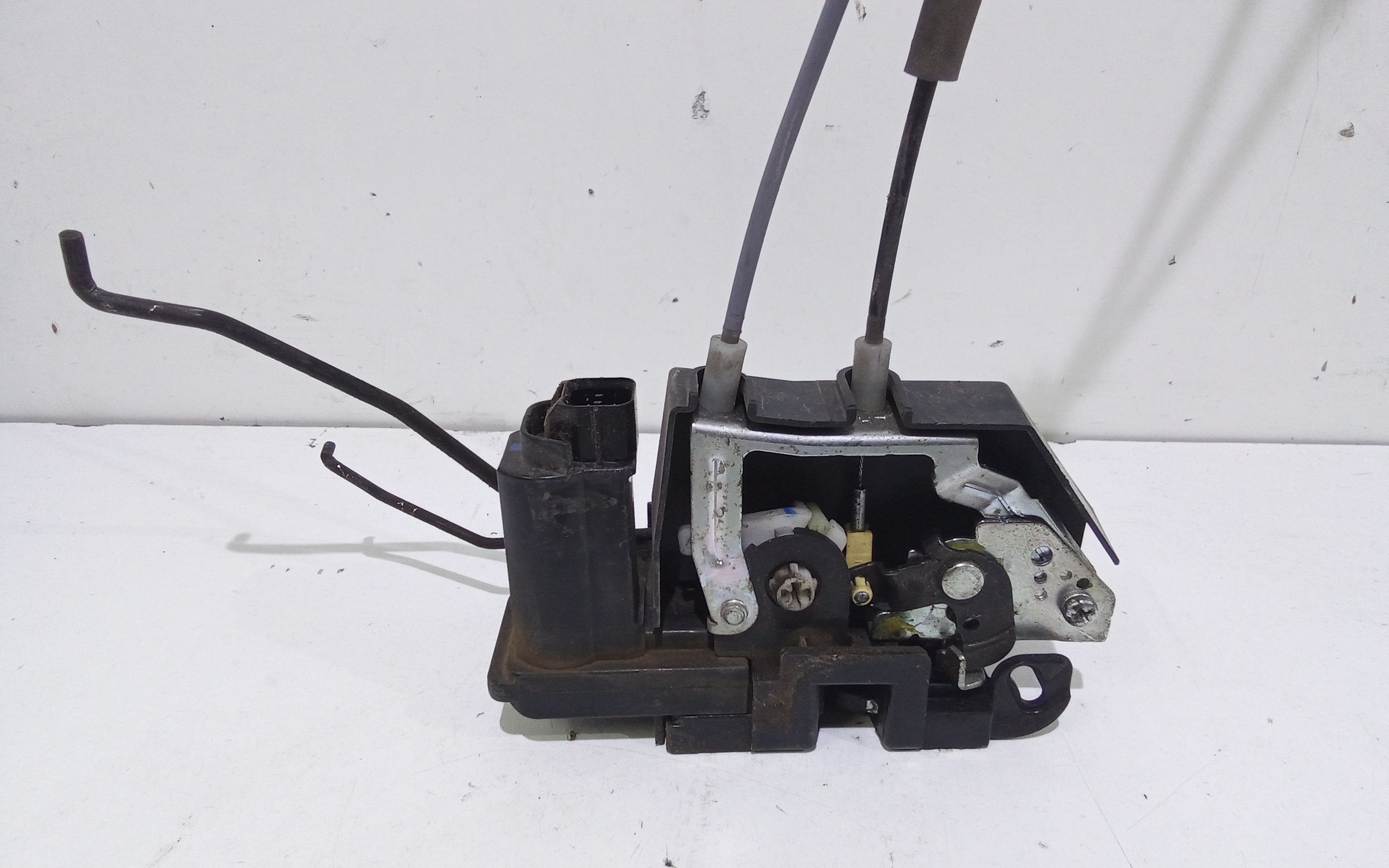 Serratura Anteriore Sinistra per Hyundai I10 1 Serie (2007 - 2011)