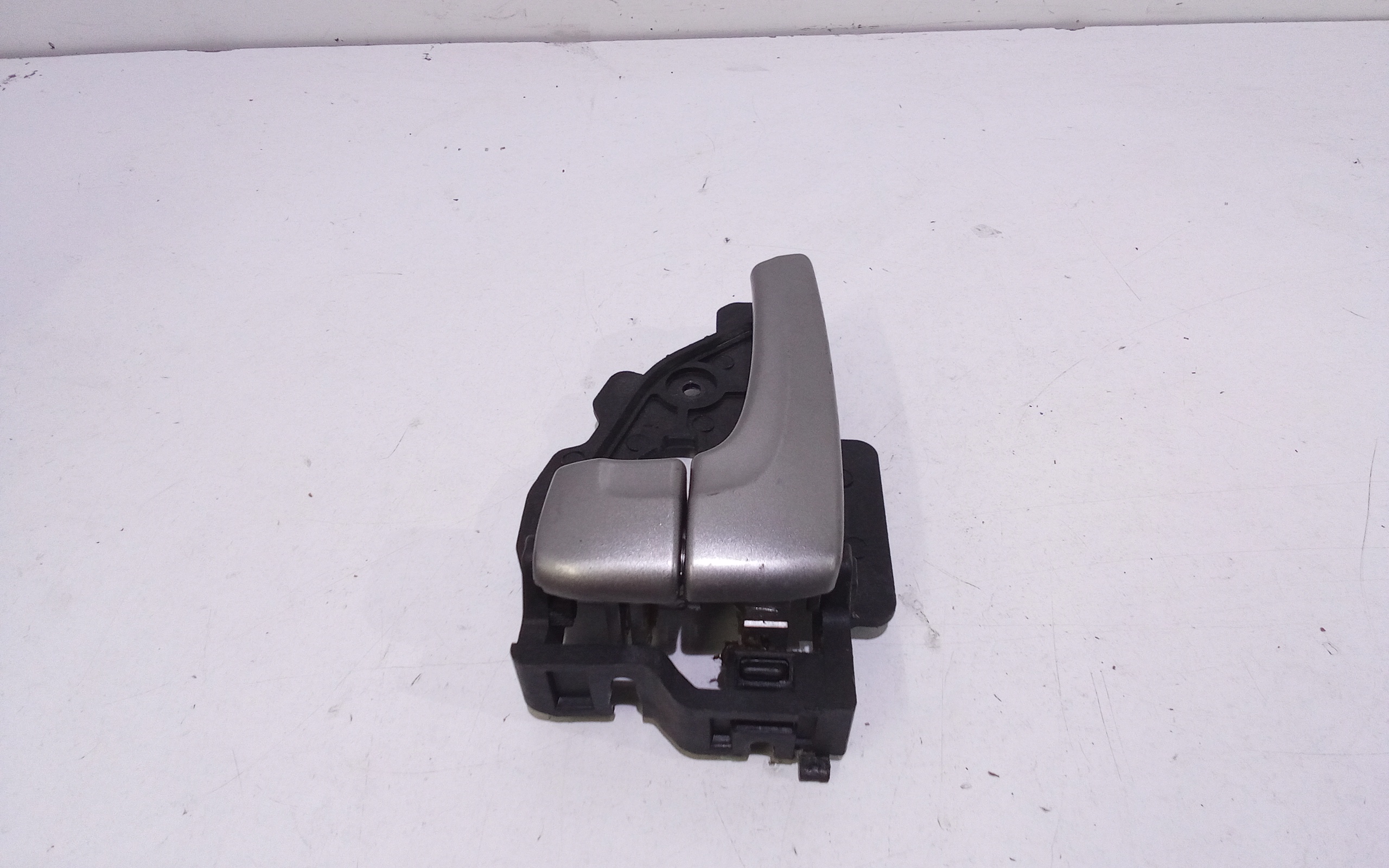 Maniglia interna Posteriore Sinistra per Hyundai Ix35 1 Serie (2010 - In produzione)