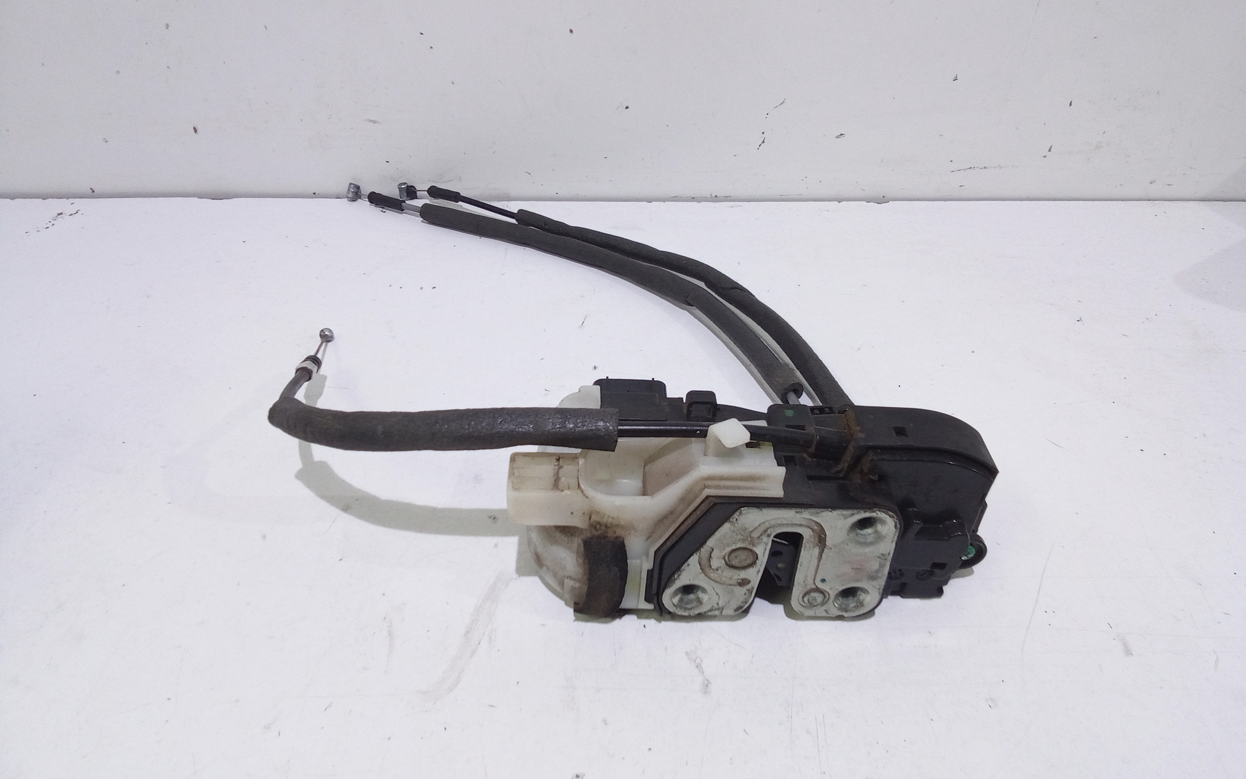 Serratura Anteriore Destra per Hyundai Ix35 1 Serie (2010 - In produzione)