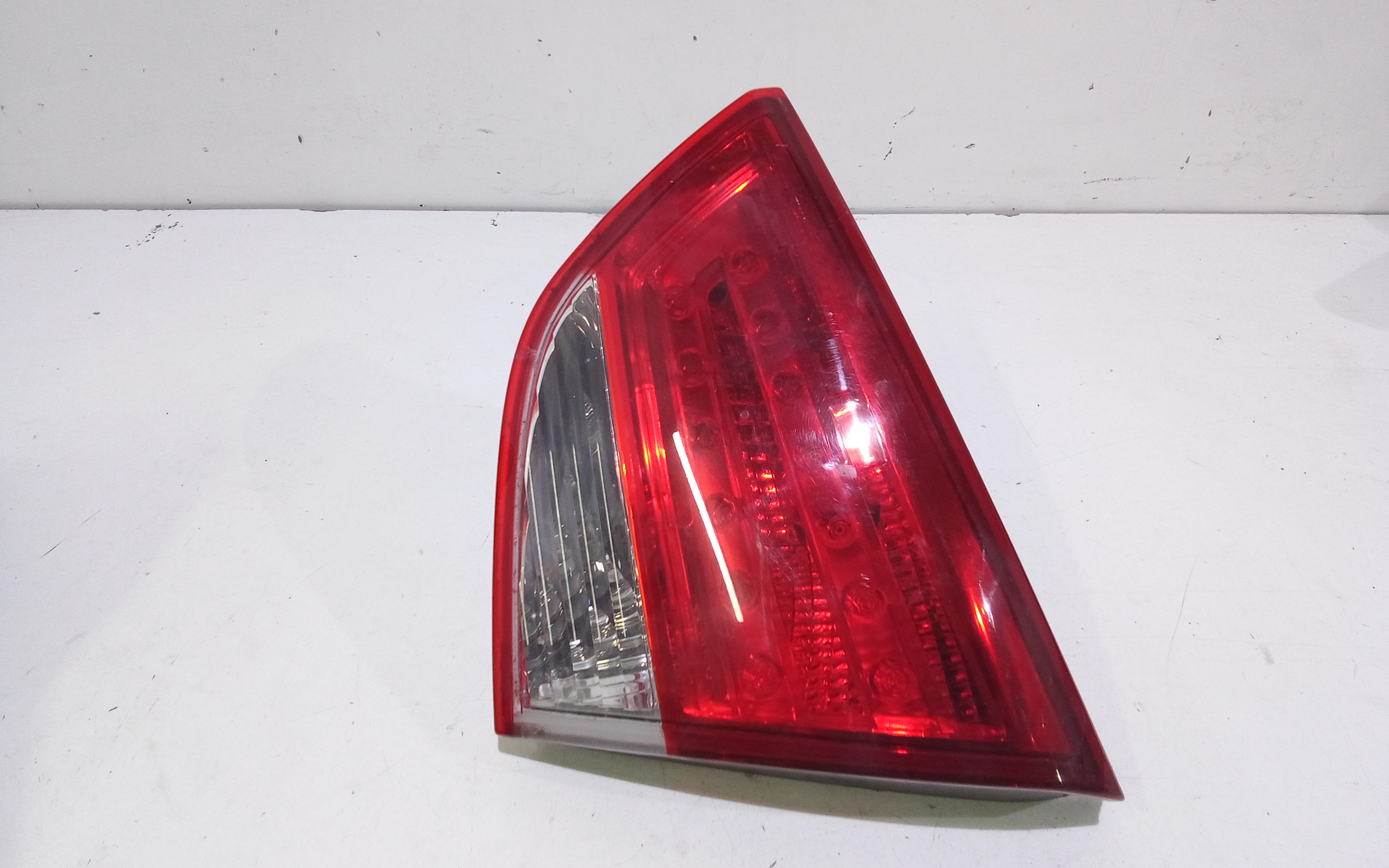 Stop Posteriore Destro Integrato nel Portello per Hyundai Ix35 1 Serie (2010 - In produzione)