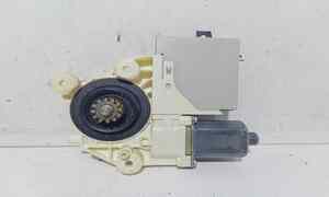 Motorino Alzavetro anteriore destra per Ford Focus Berlina 4 Serie (2008 - 2011)