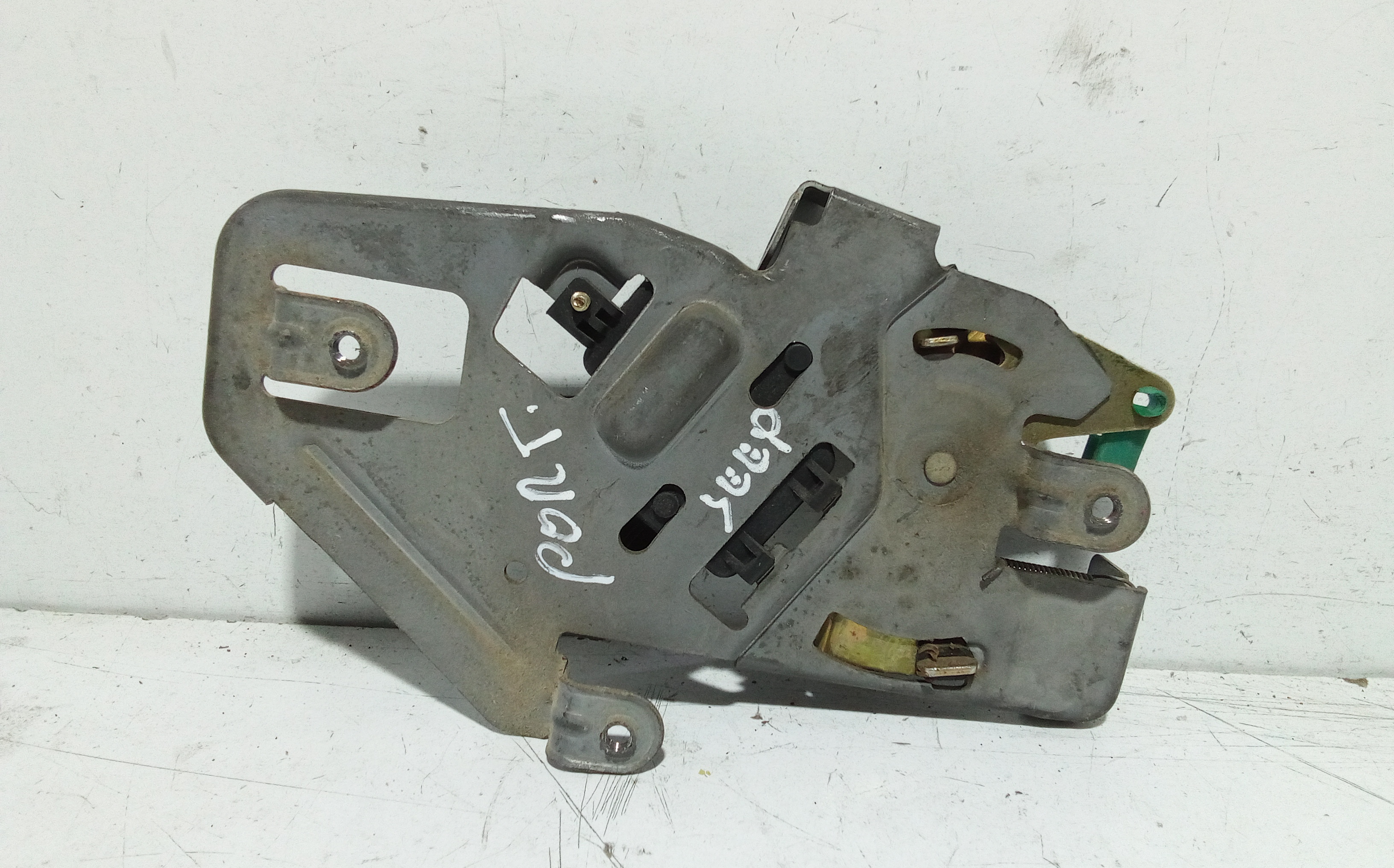 Serratura portellone posteriore per Jeep Grand Cherokee 2 Serie (1999 - 2004)