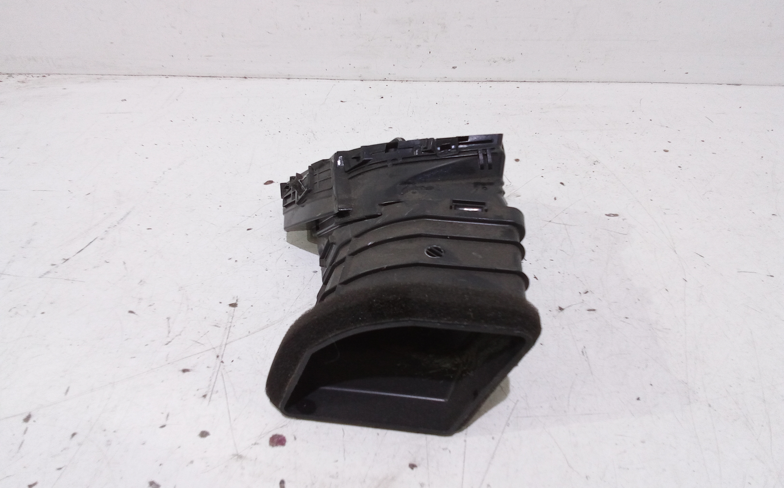 Bocchetta aria cruscotto lato guida per Hyundai Ix35 1 Serie (2010 - In produzione)