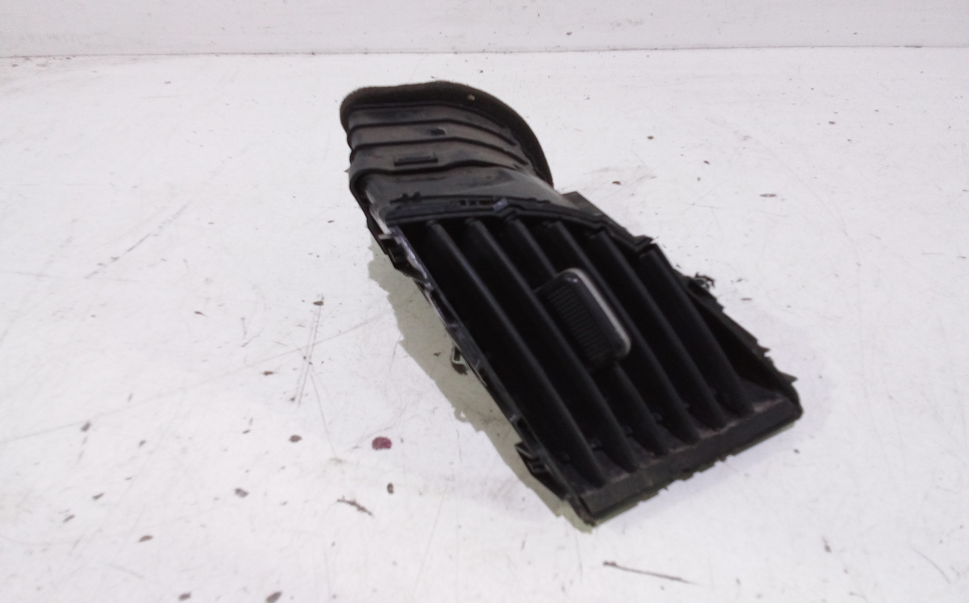 Bocchetta aria cruscotto lato guida per Hyundai Ix35 1 Serie (2010 - In produzione)