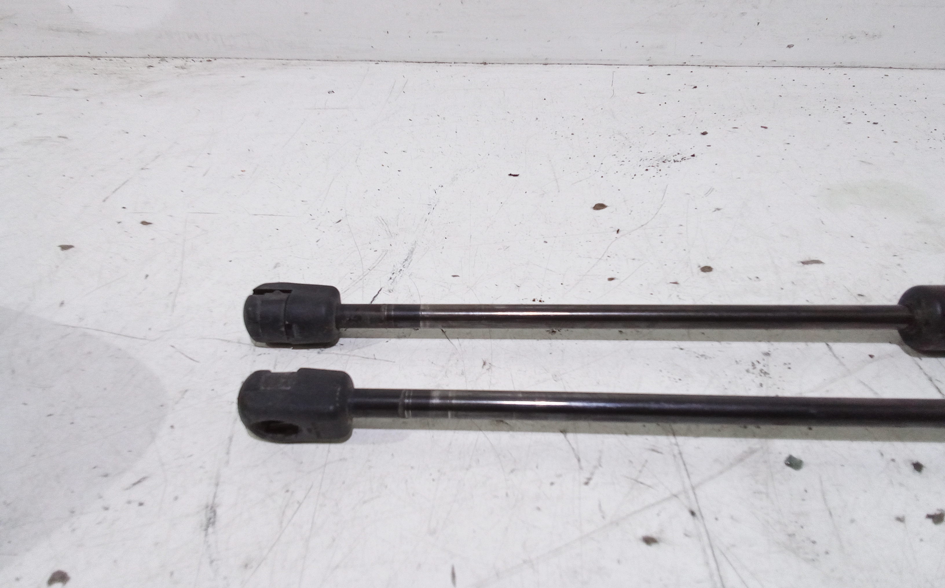 Pistoncini cofano ant per Hyundai Ix35 1 Serie (2010 - In produzione)