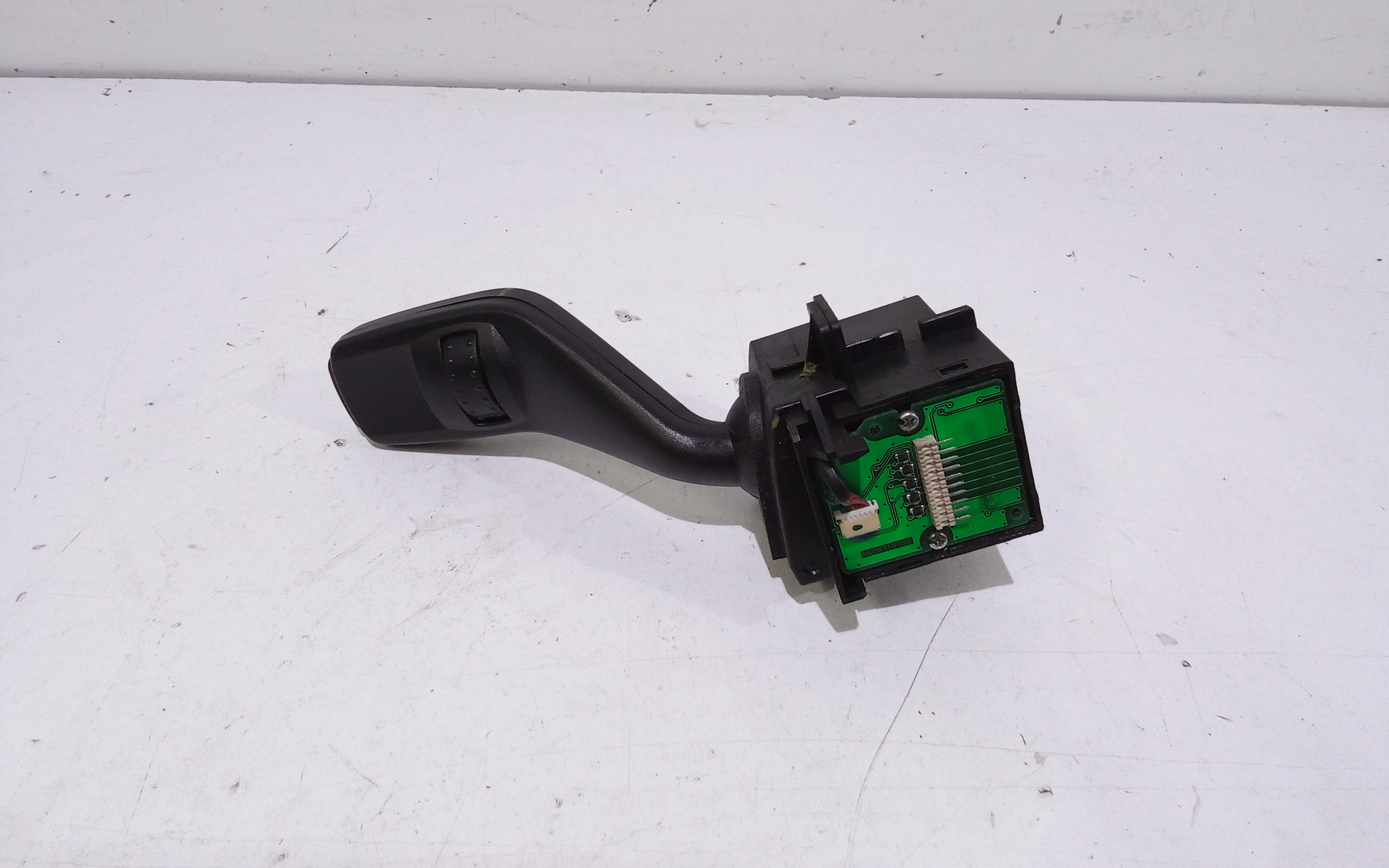 Devioluci destro per Ford Mondeo Berlina 6 Serie (2007 - 2010)