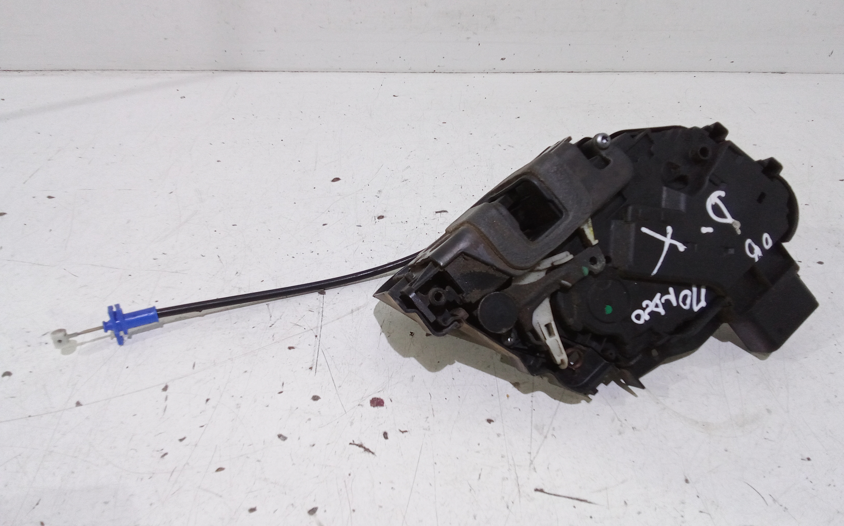 Serratura Anteriore Destra per Ford Mondeo Berlina 6 Serie (2007 - 2010)