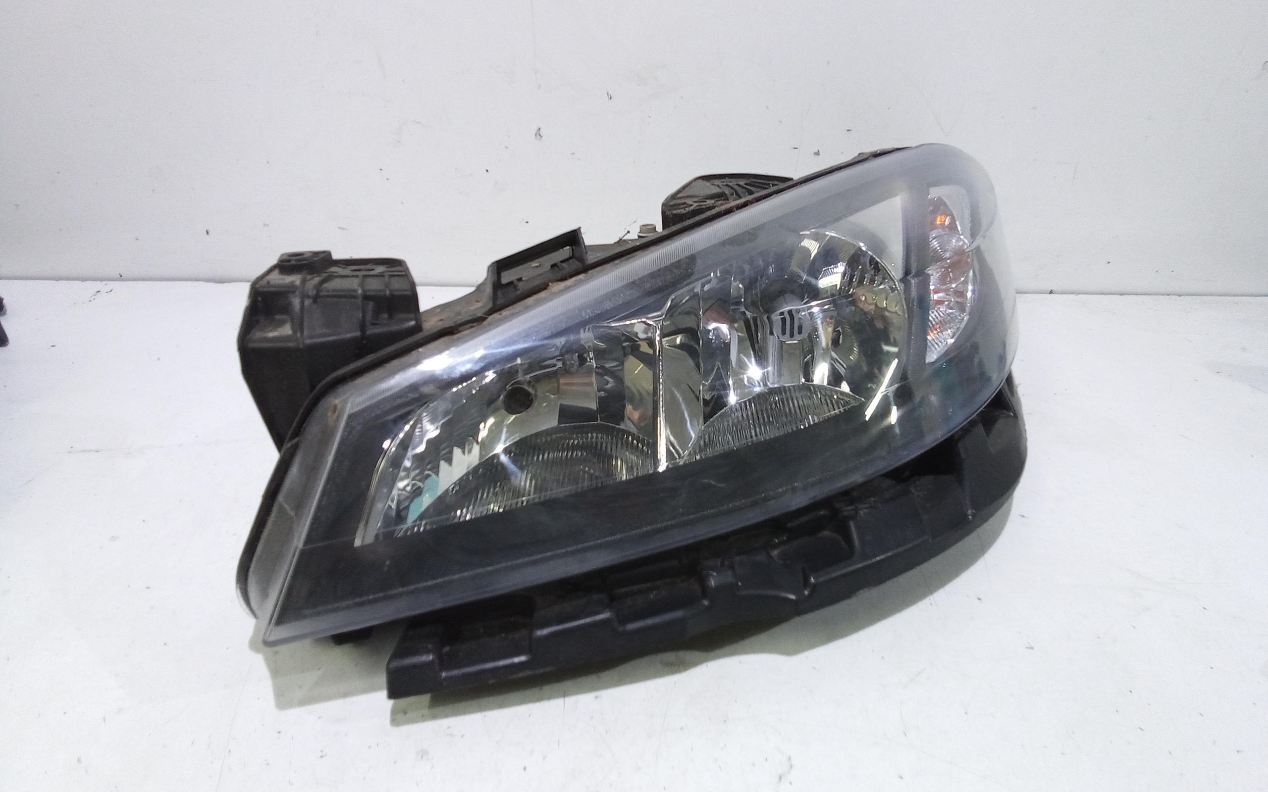 Faro anteriore Sinistro Guida per Renault Laguna Berlina 5 Serie (2007 - In produzione)