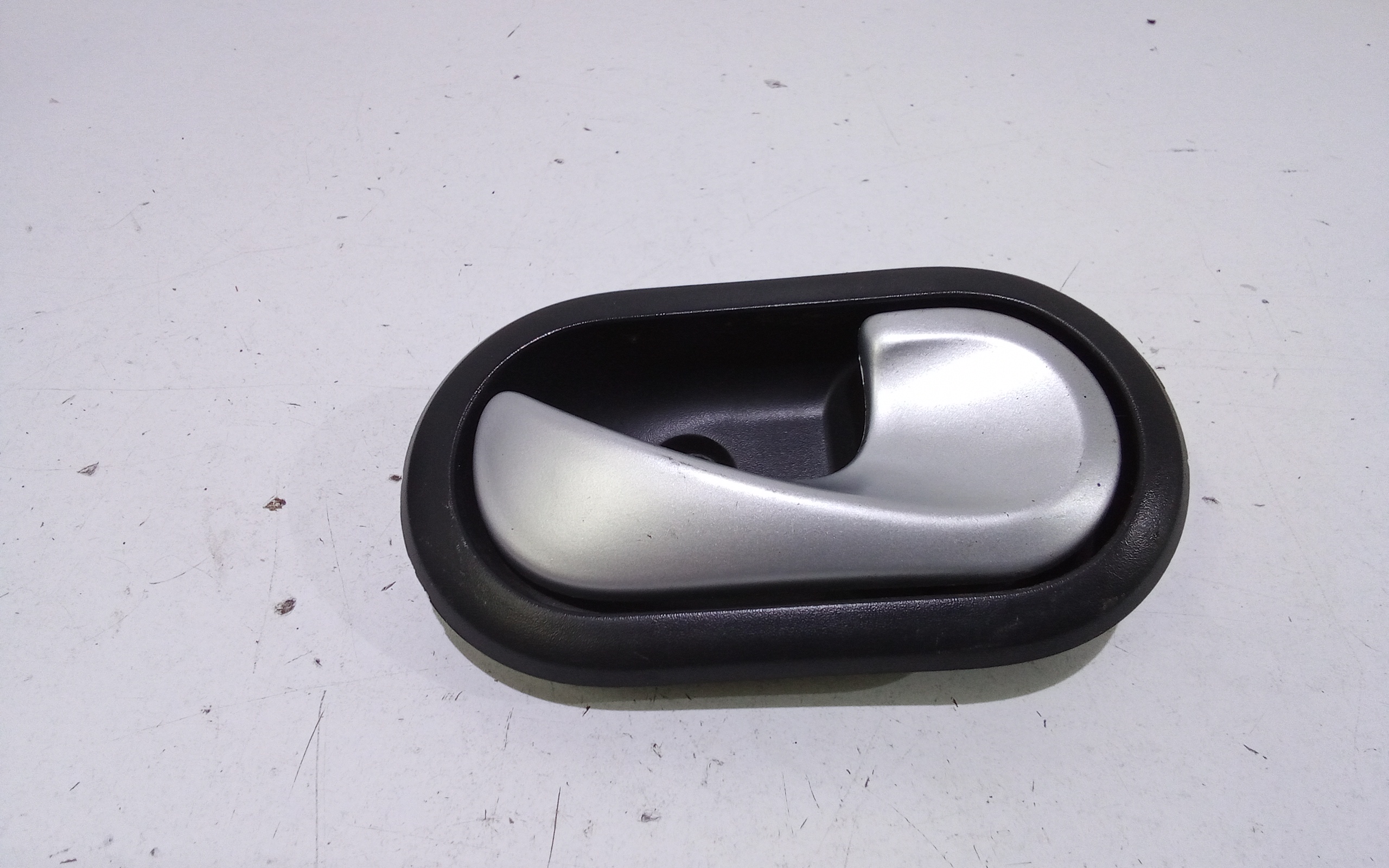 Maniglia interna Anteriore Destra per Dacia Sandero 1 Serie (2008 - 2012)