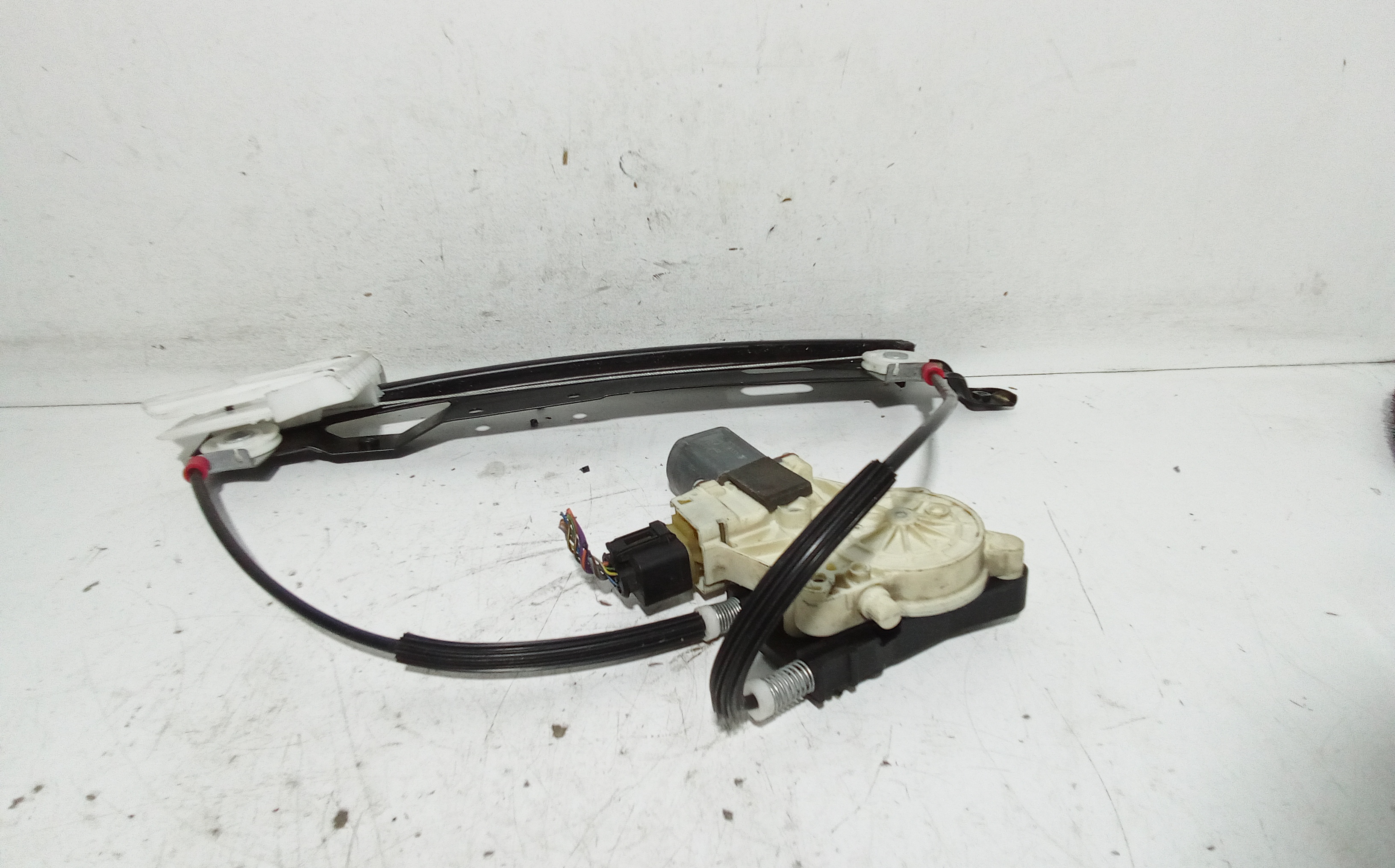 Motorino Alzavetro posteriore Sinistro per Ford Mondeo Berlina 6 Serie (2007 - 2010)