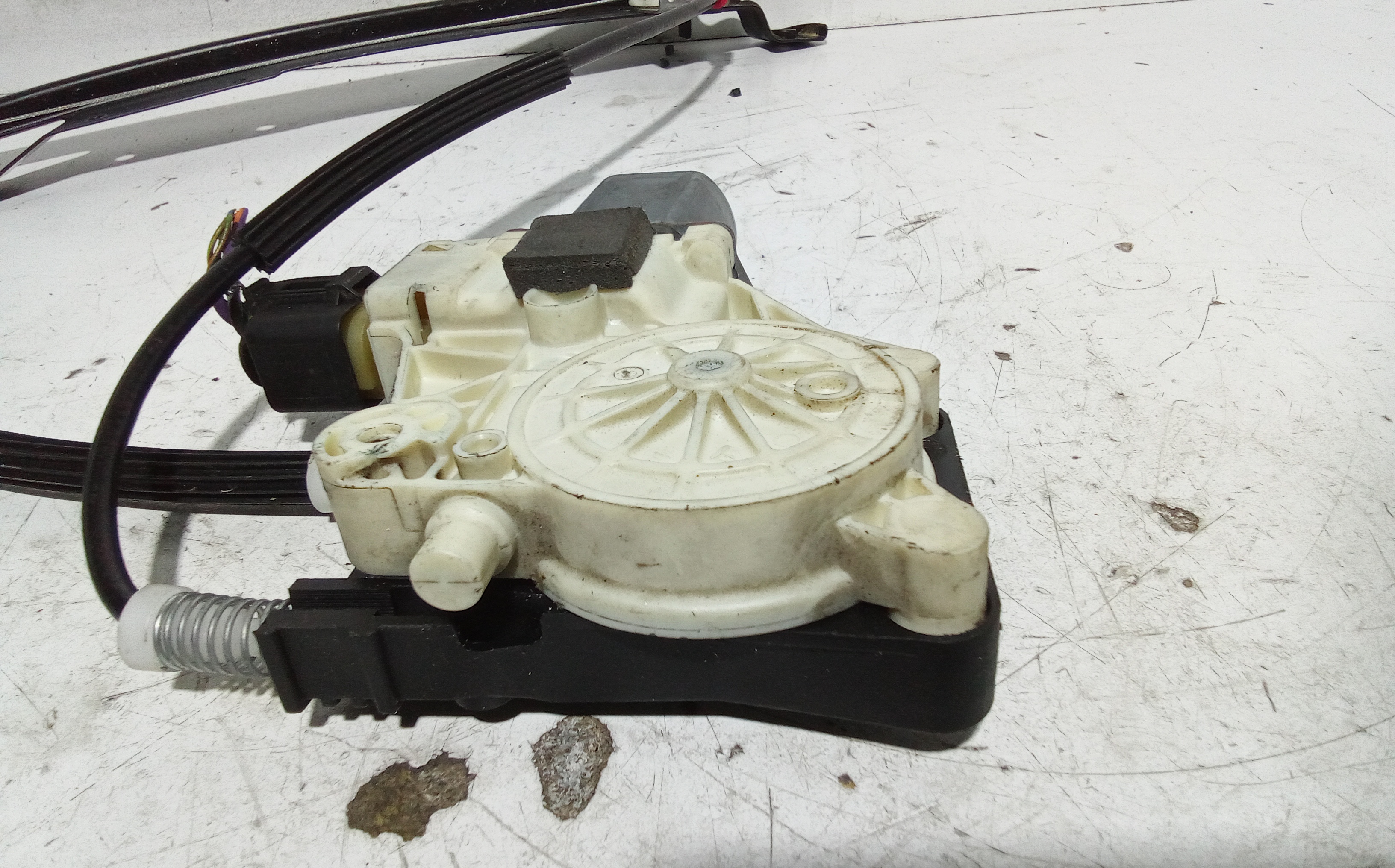 Motorino Alzavetro posteriore Sinistro per Ford Mondeo Berlina 6 Serie (2007 - 2010)